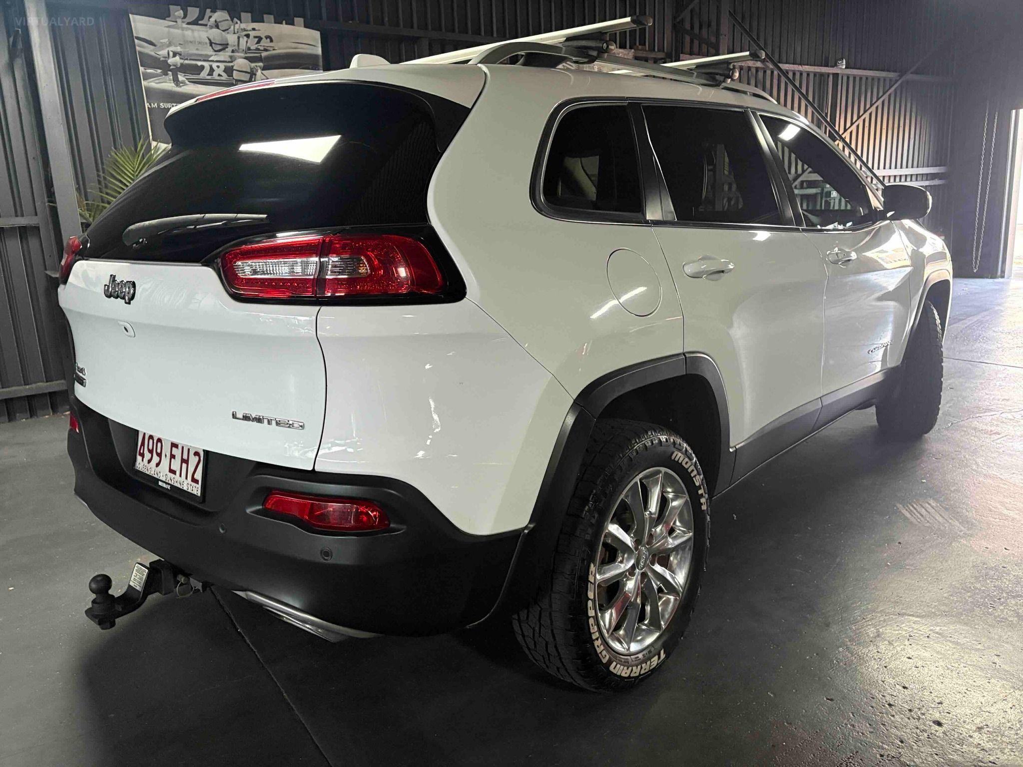 JEEP CHEROKEE