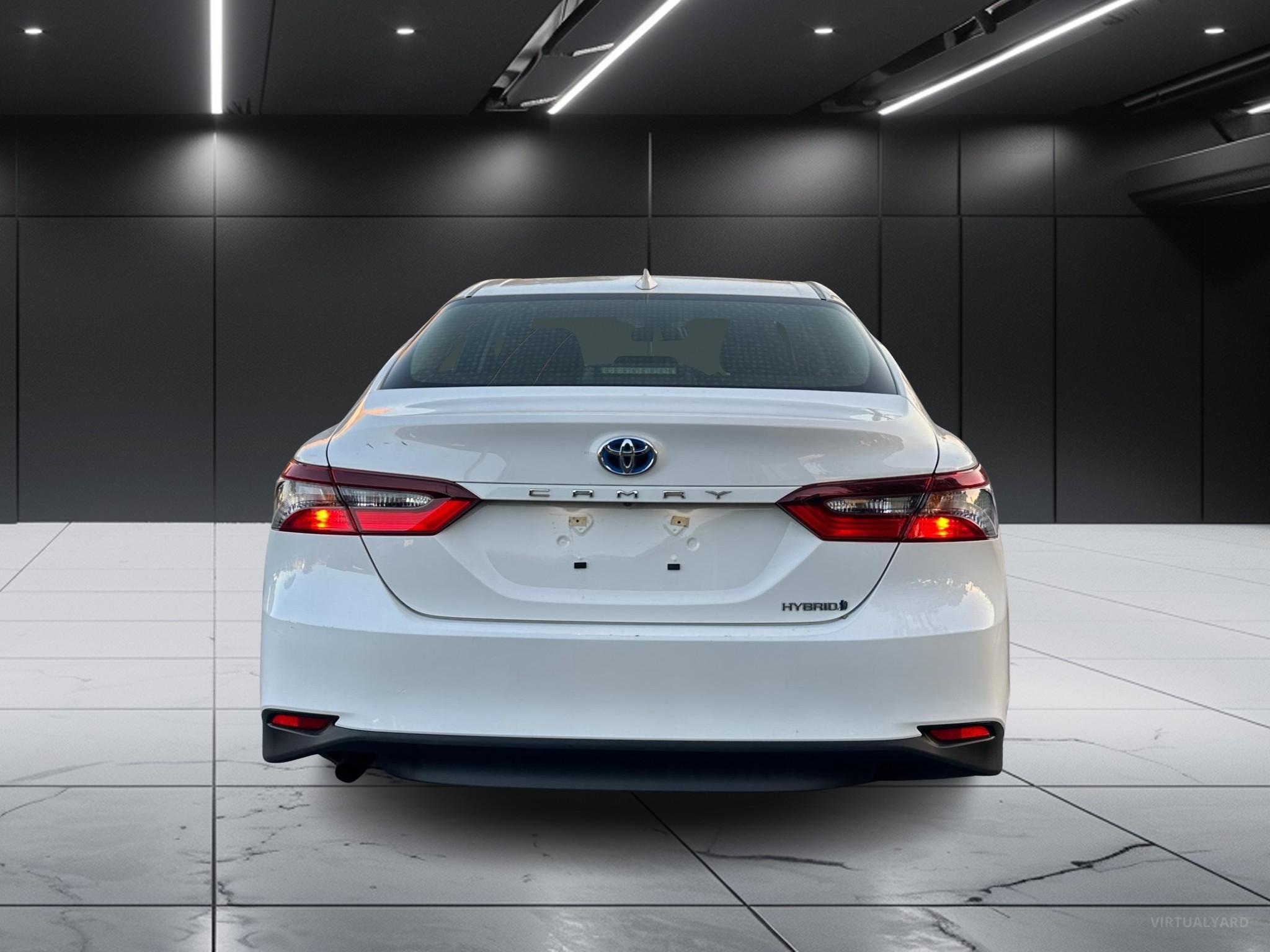 TOYOTA CAMRY