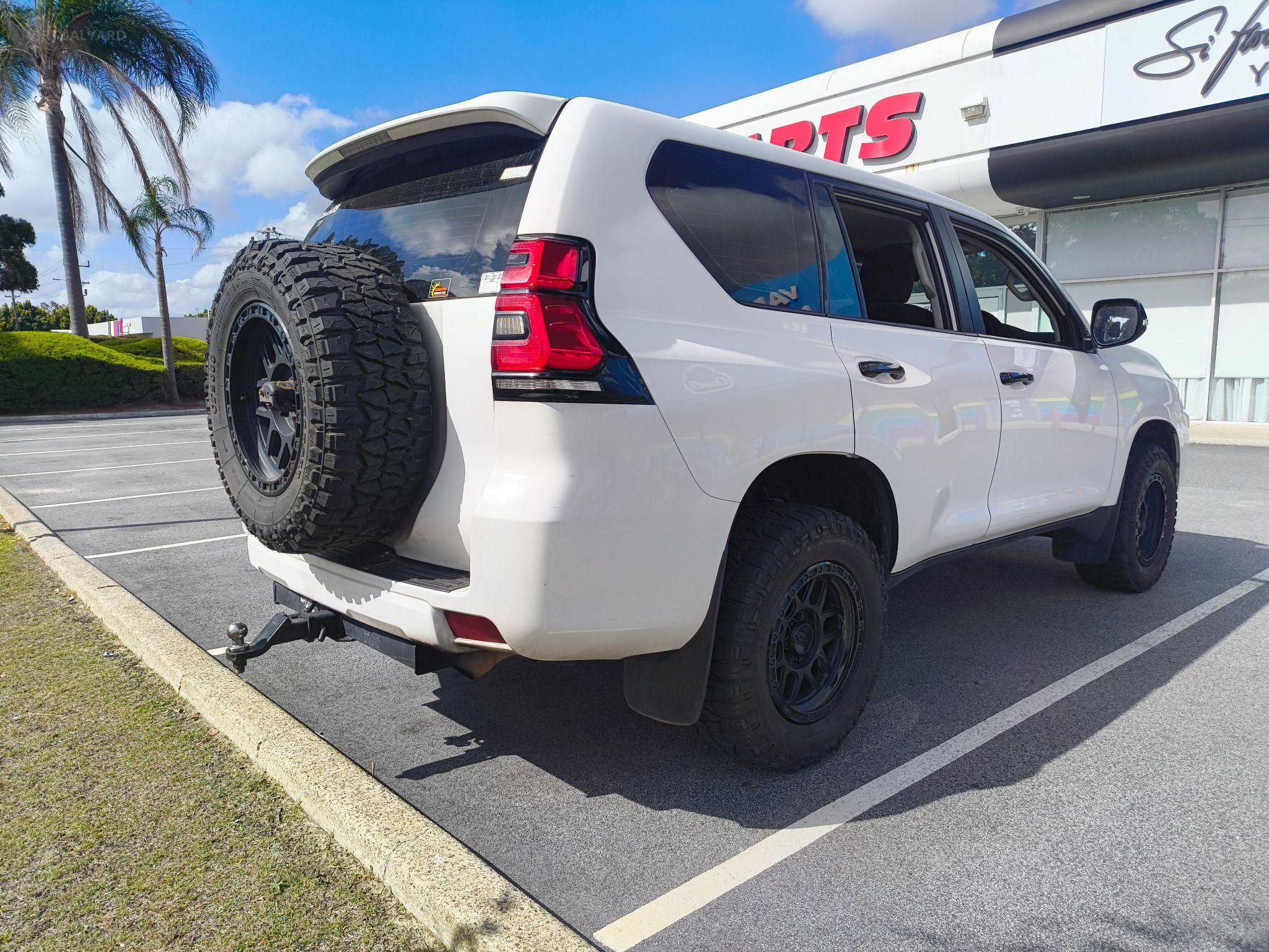 Toyota Landcruiser Prado