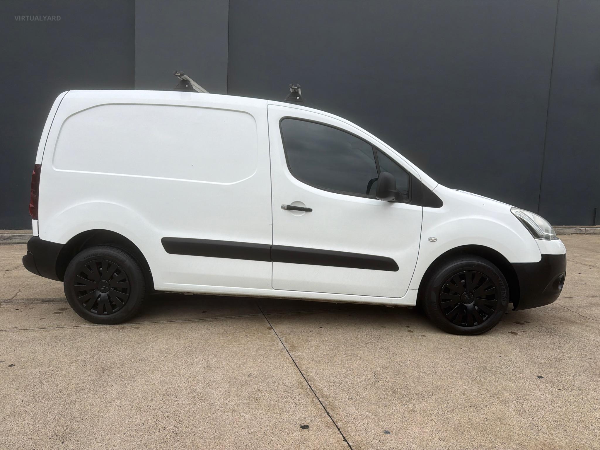 CITROEN BERLINGO B9C MY14 L1 VAN 3DR MAN 5SP 850KG 1.6I image 11