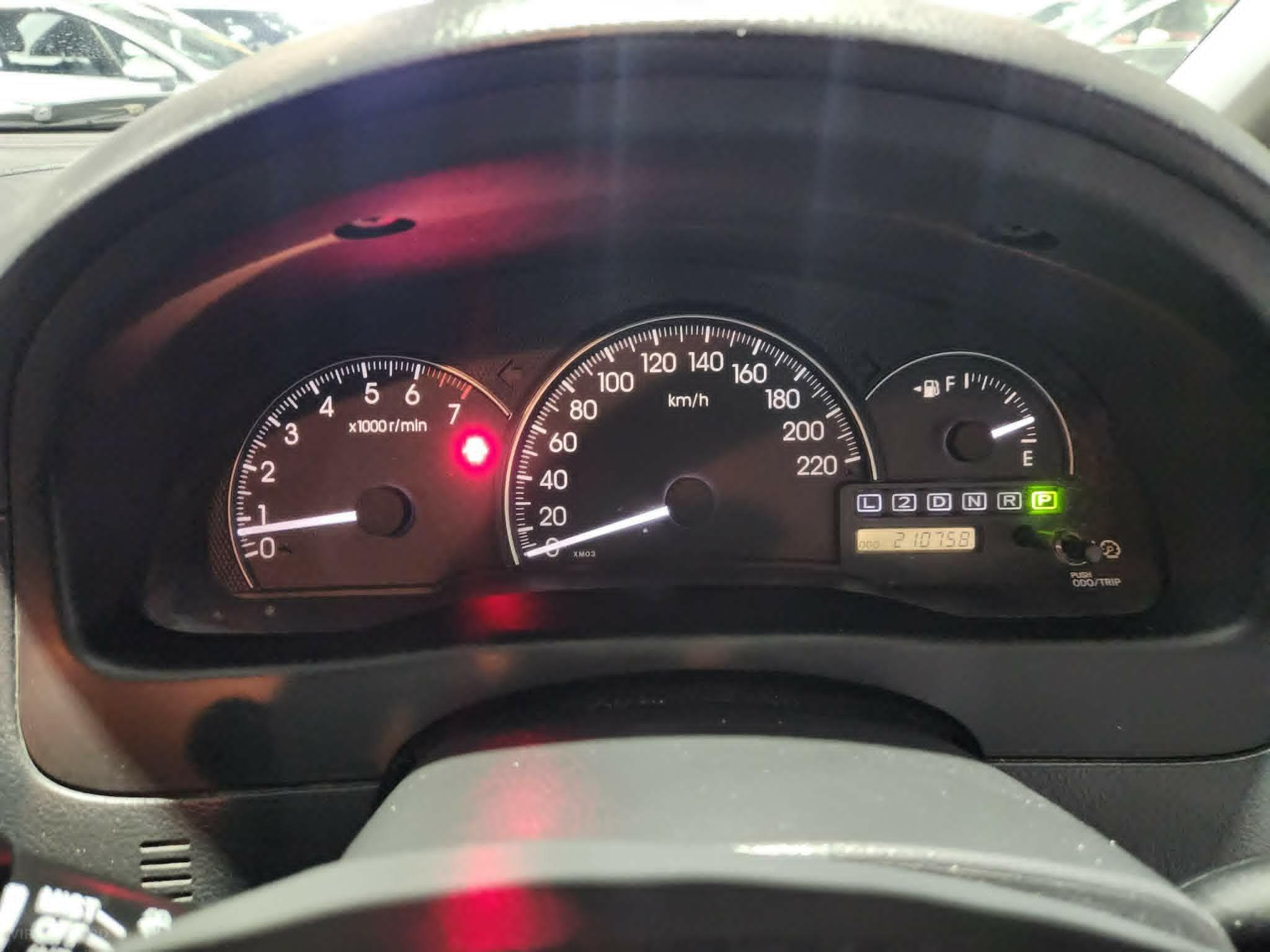 TOYOTA AVENSIS