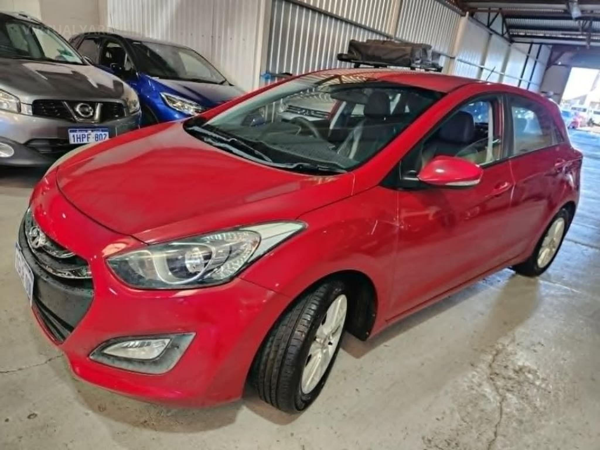 HYUNDAI i30