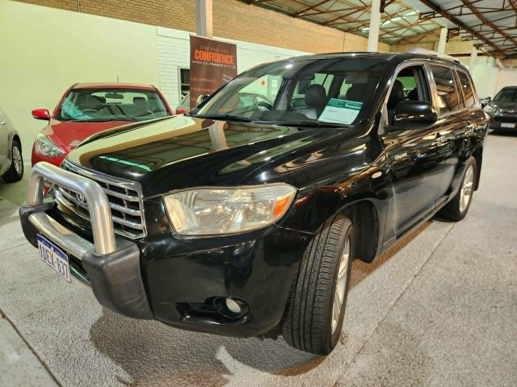 TOYOTA KLUGER