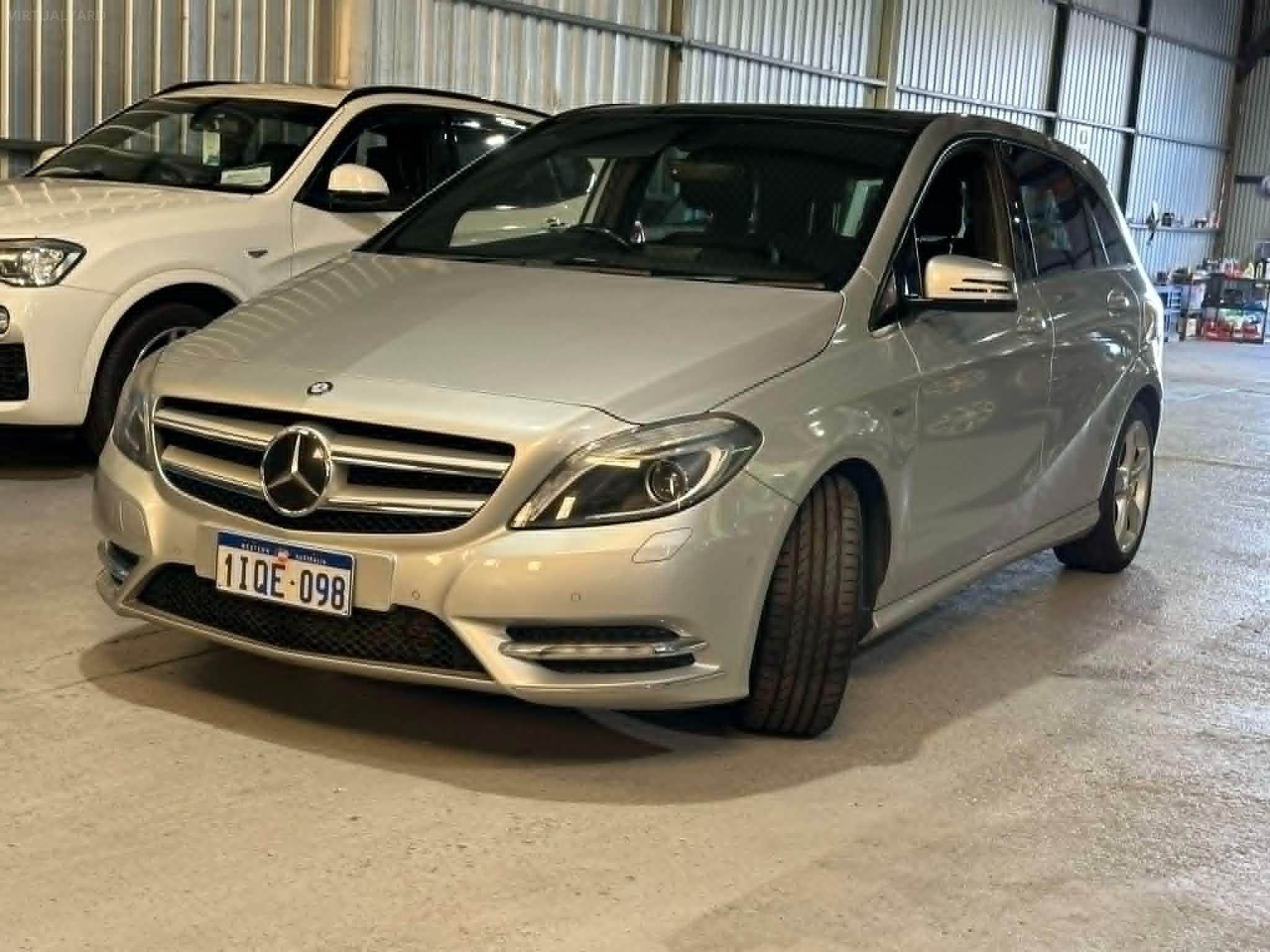 MERCEDES-BENZ B200