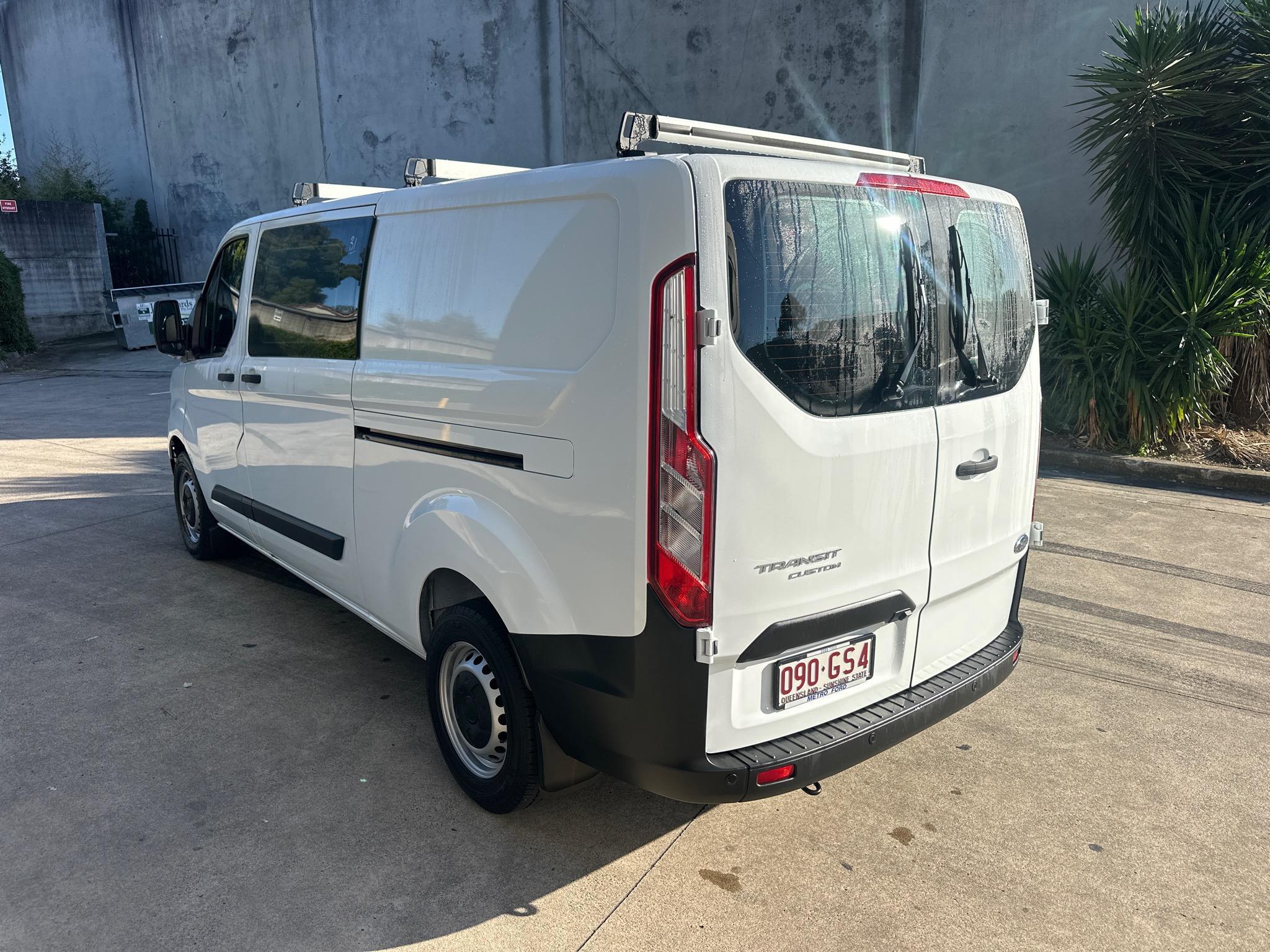FORD TRANSIT CUSTOM VN MY23.25 340L VAN LOW ROOF LWB 4DR AUTO 6SP, 1291KG 2.0DT image 10