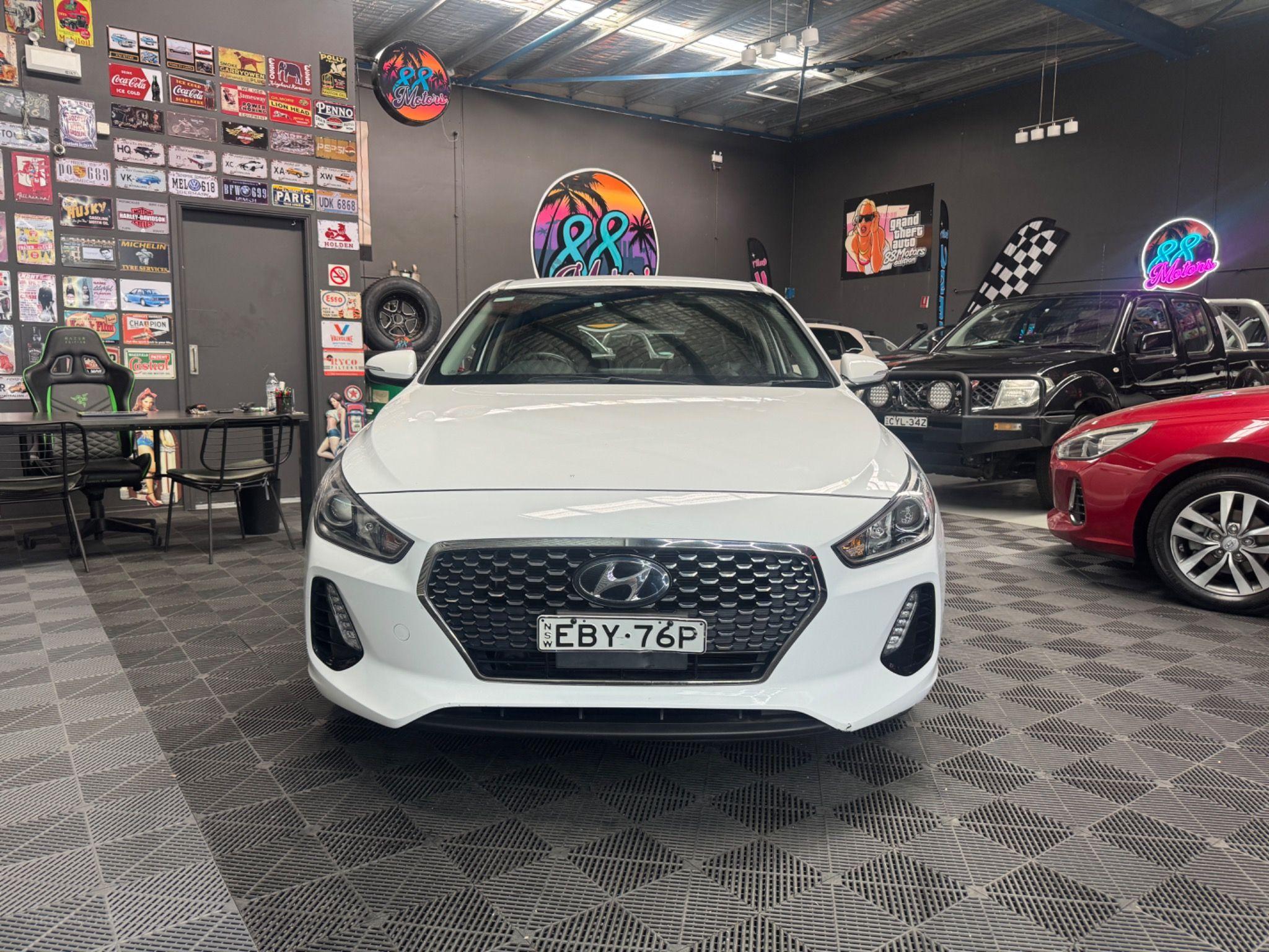 HYUNDAI i30