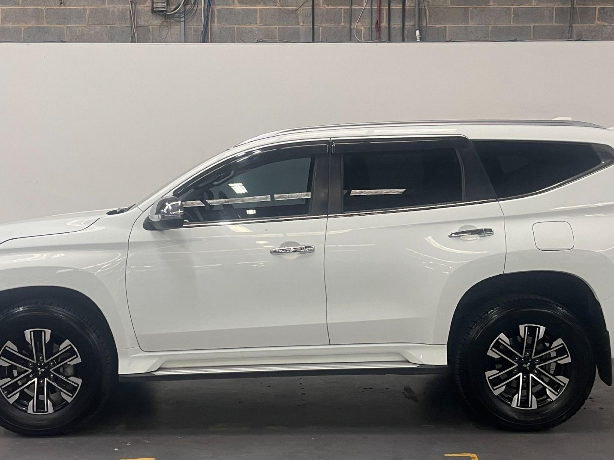 Mitsubishi Pajero Sport