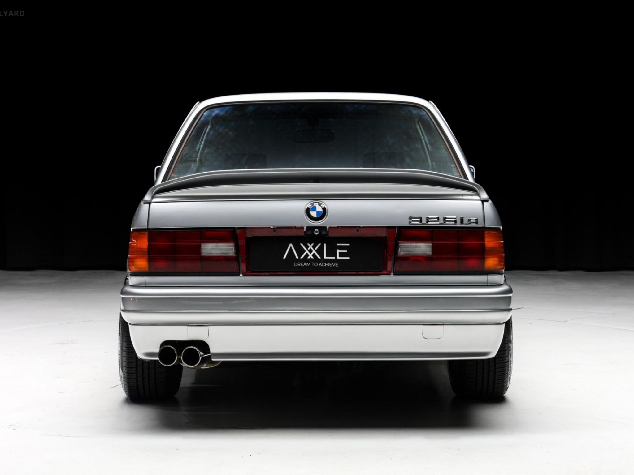 BMW 318is