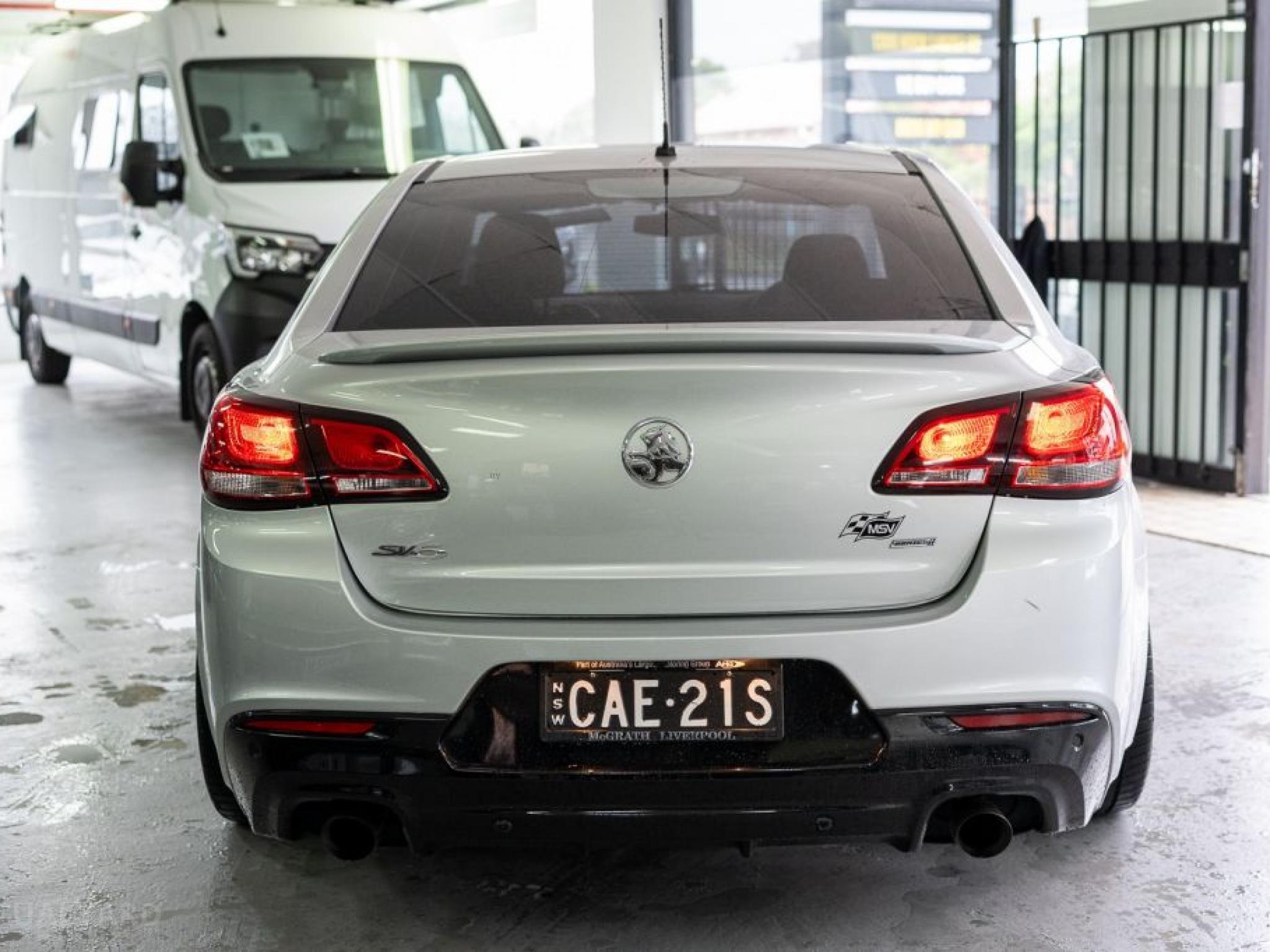 HOLDEN COMMODORE