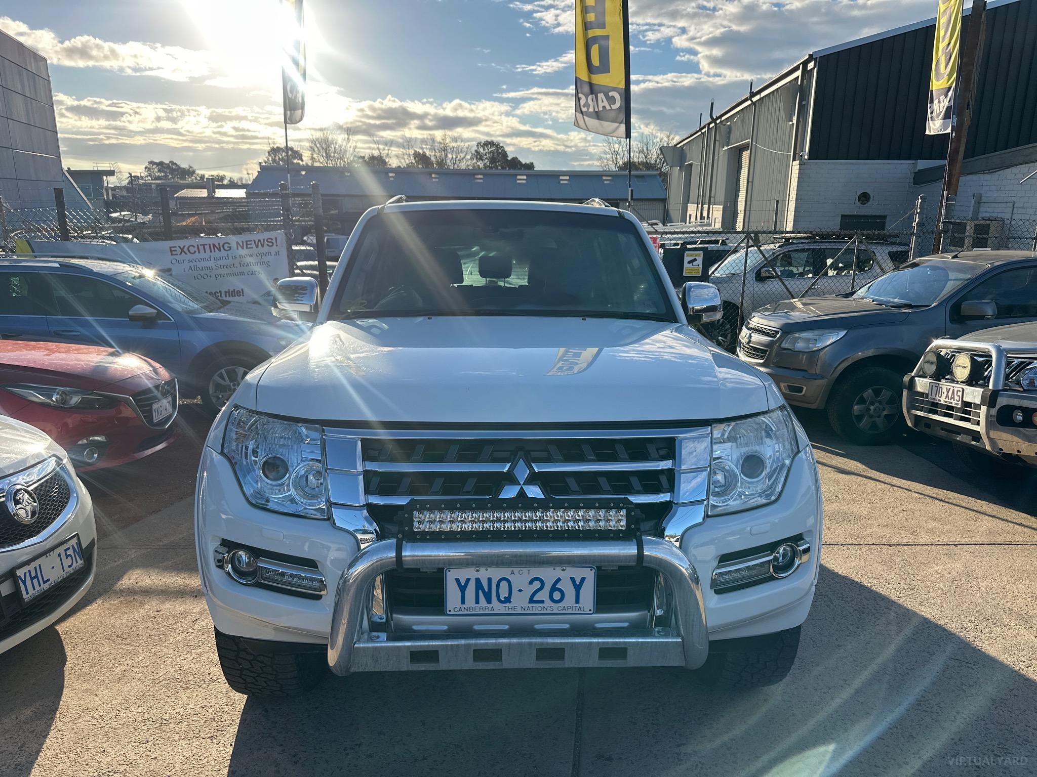 MITSUBISHI PAJERO