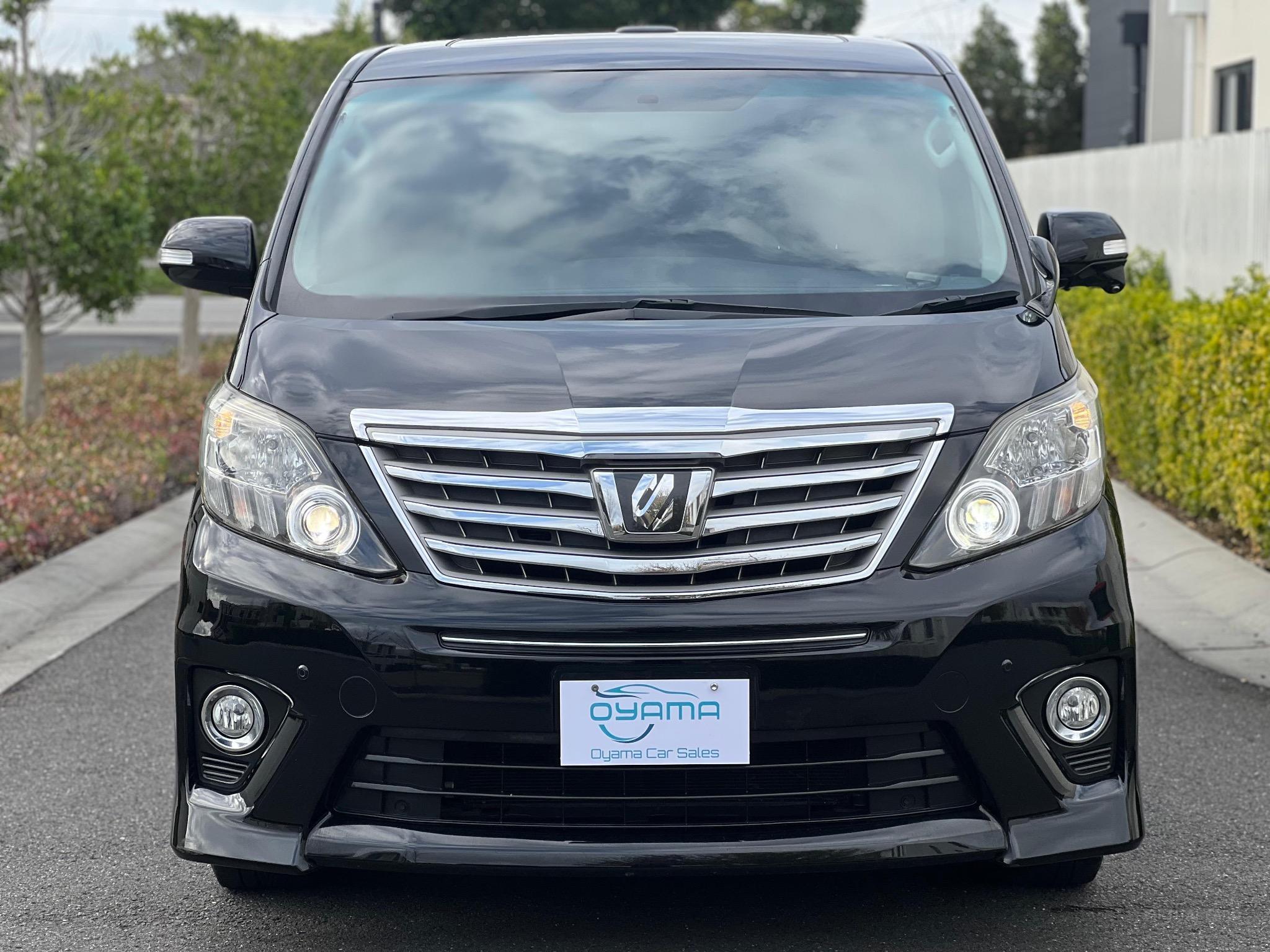 TOYOTA ALPHARD 8 SEATER