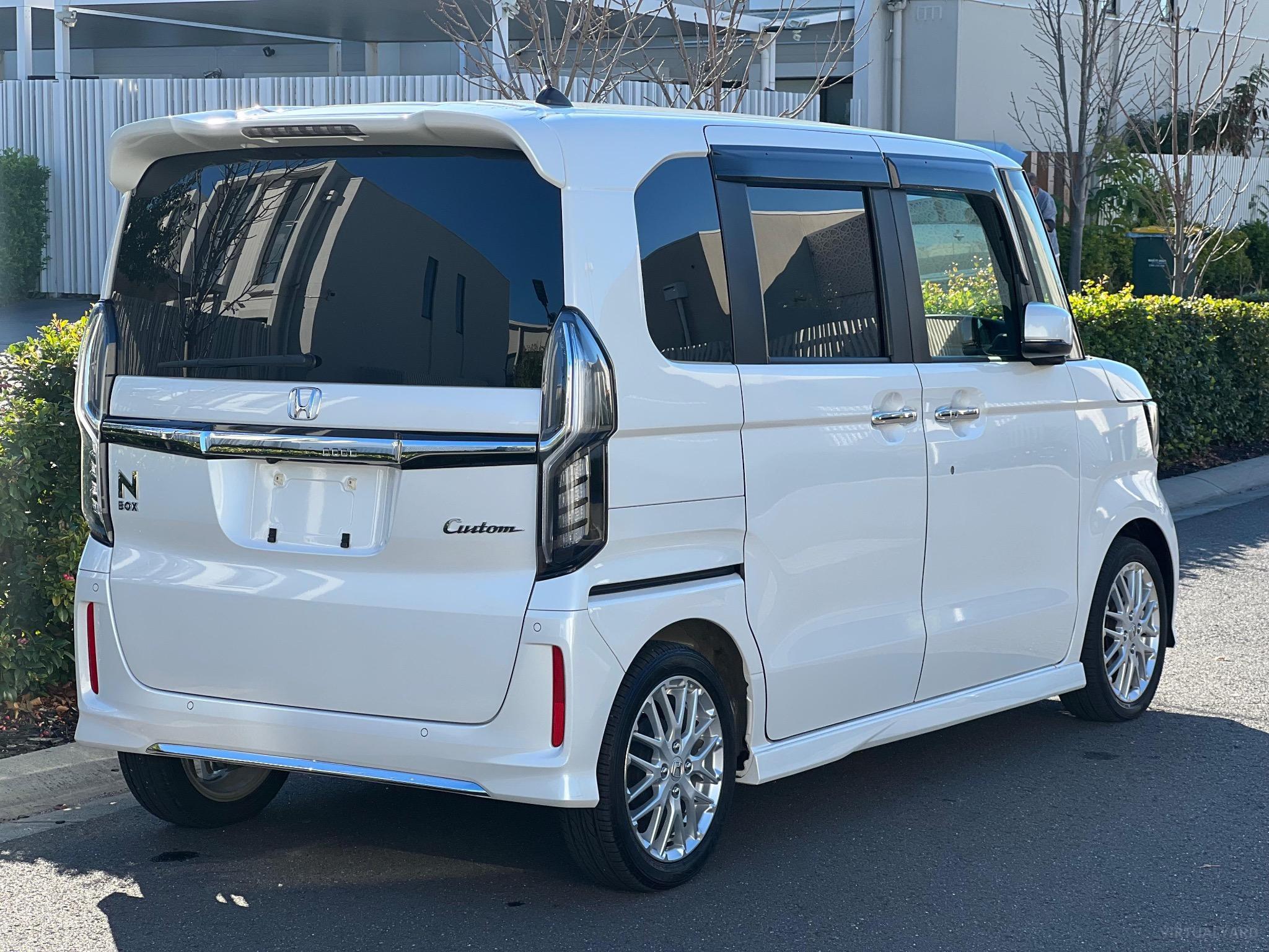HONDA N-BOX