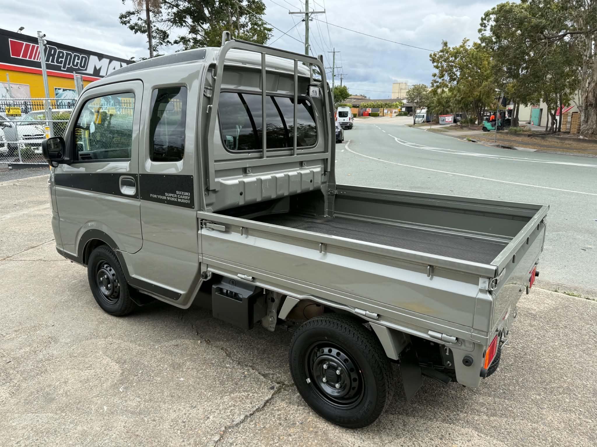 SUZUKI CARRY