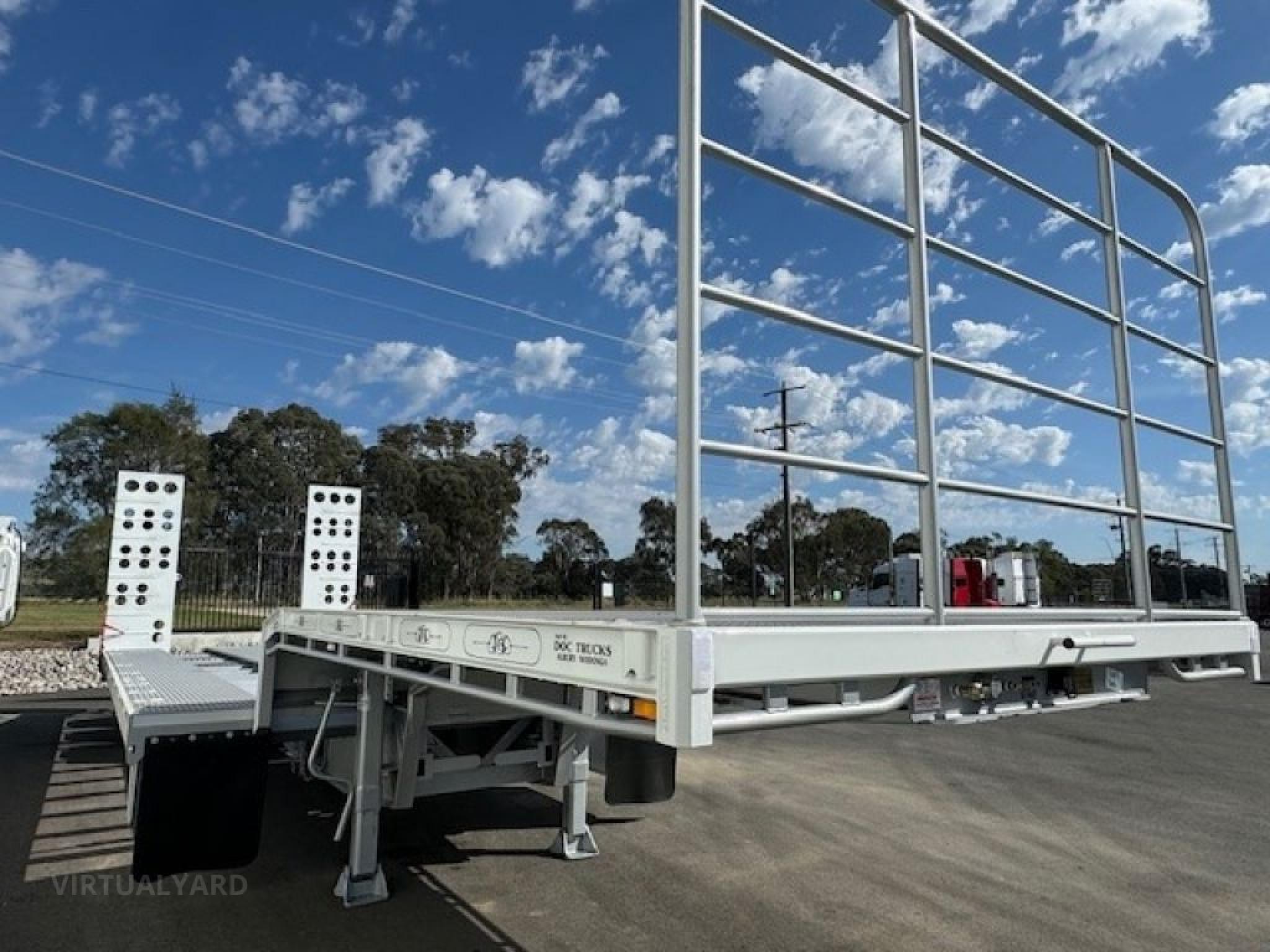 FREIGHTMASTER 44 TRI DROP DECK