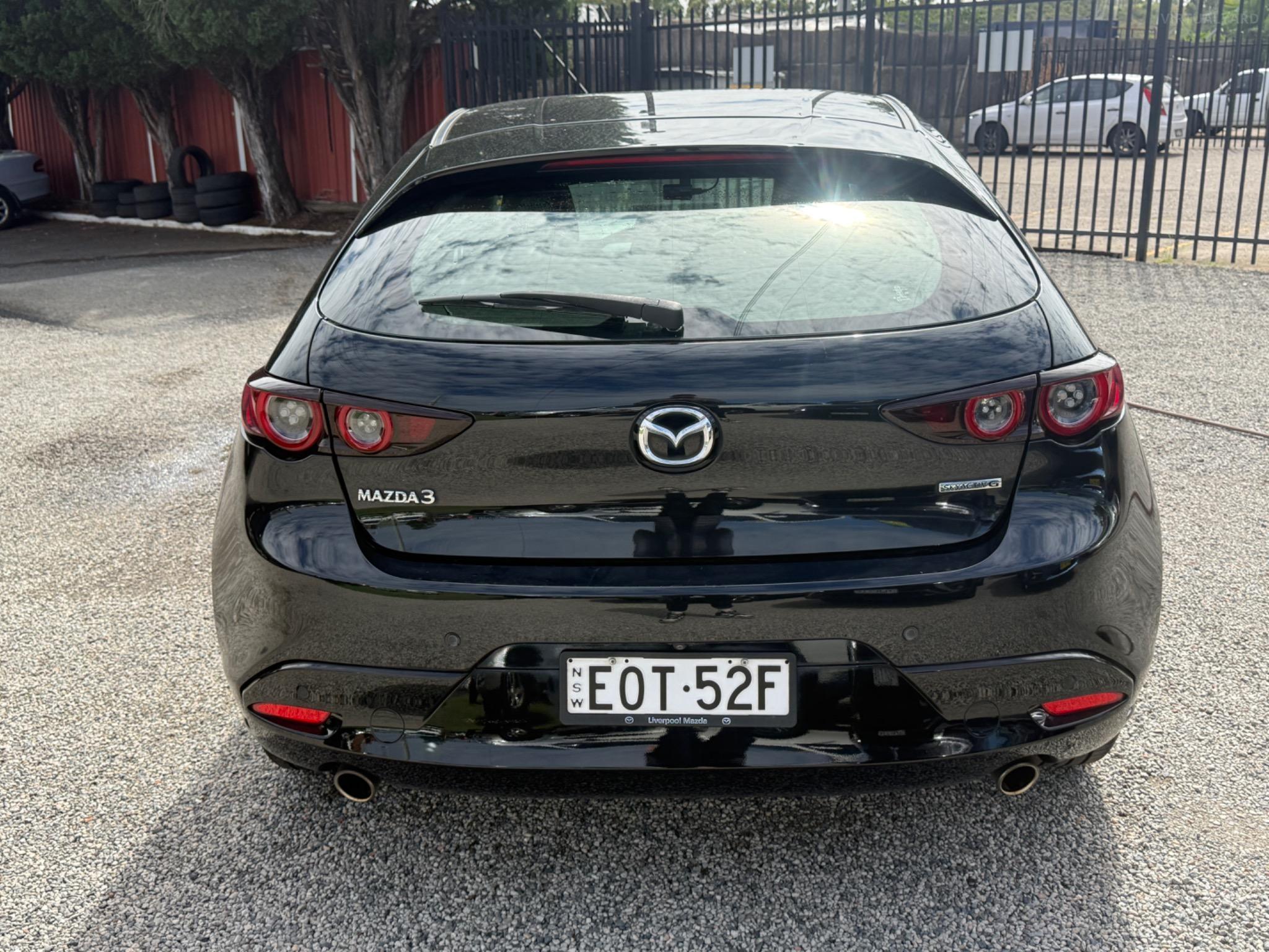 MAZDA MAZDA3