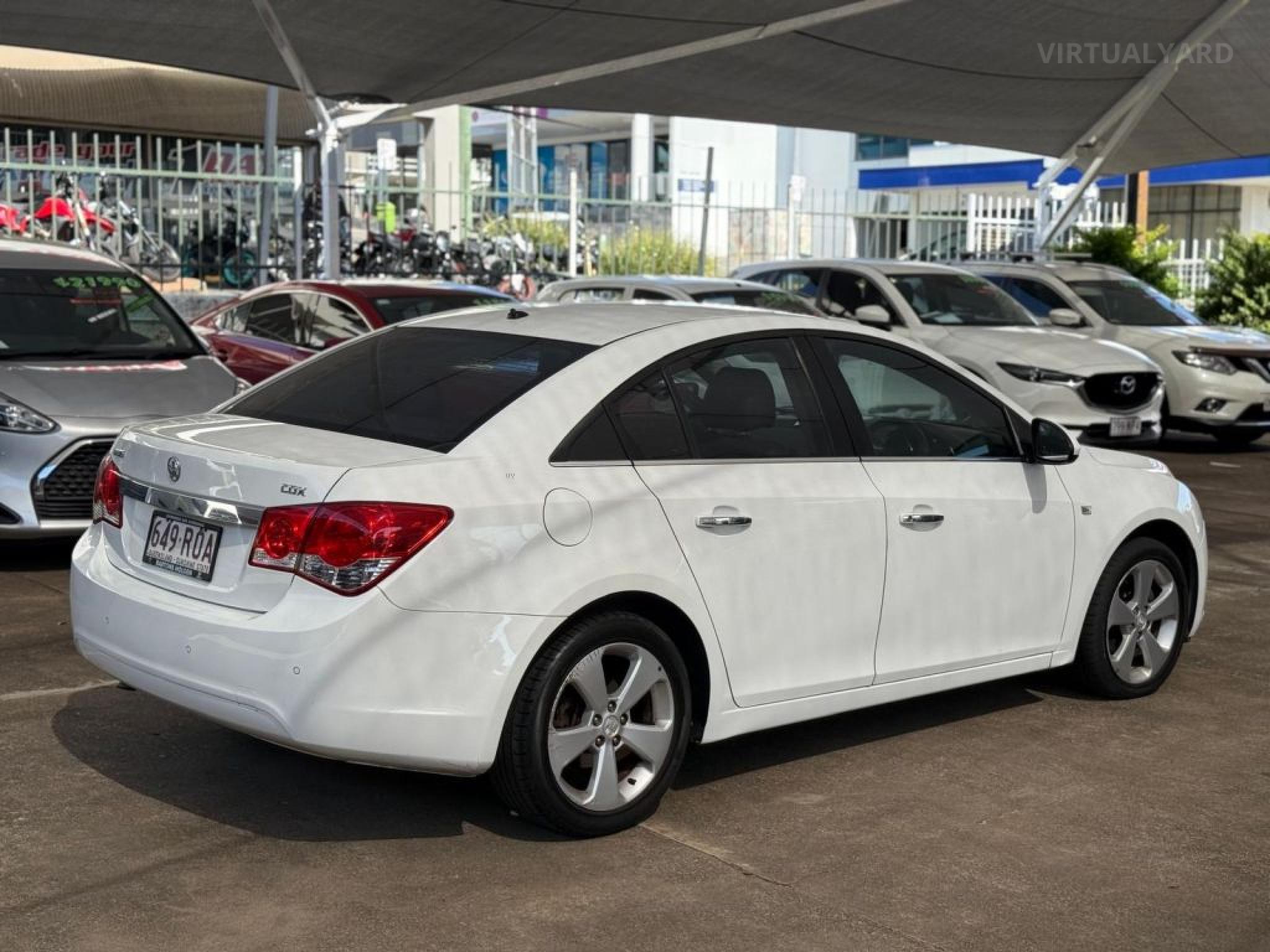 HOLDEN CRUZE