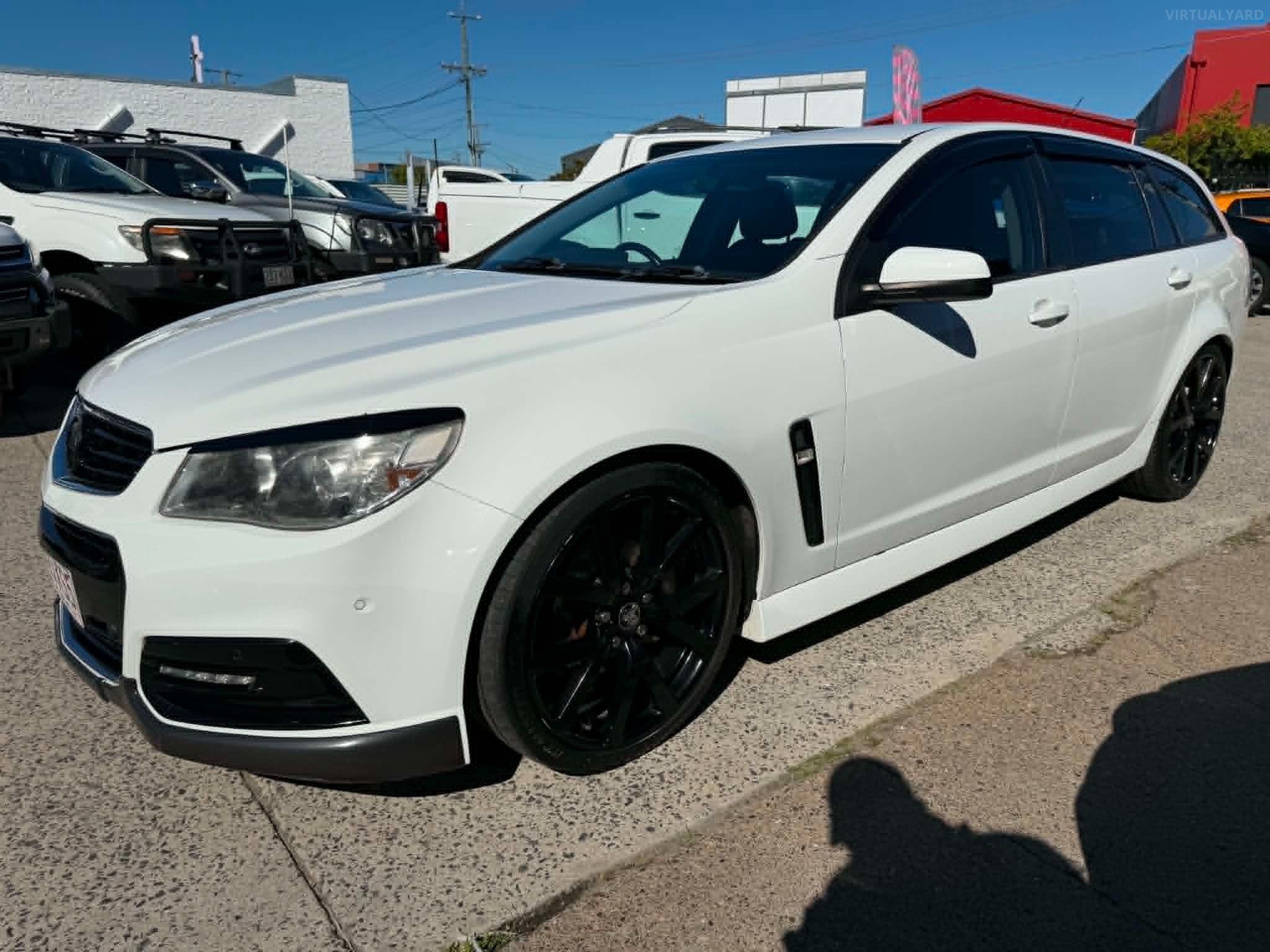 HOLDEN COMMODORE