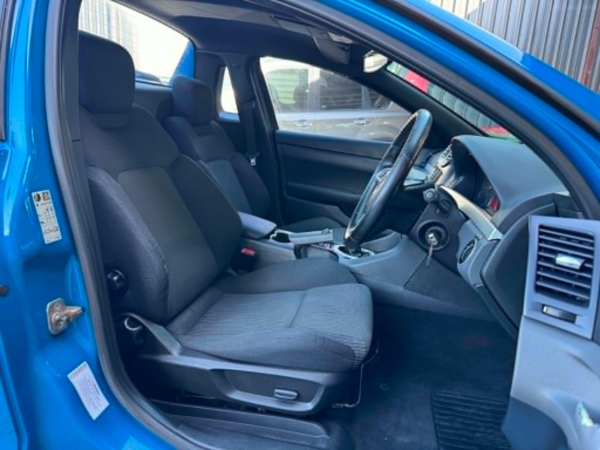 HOLDEN COMMODORE