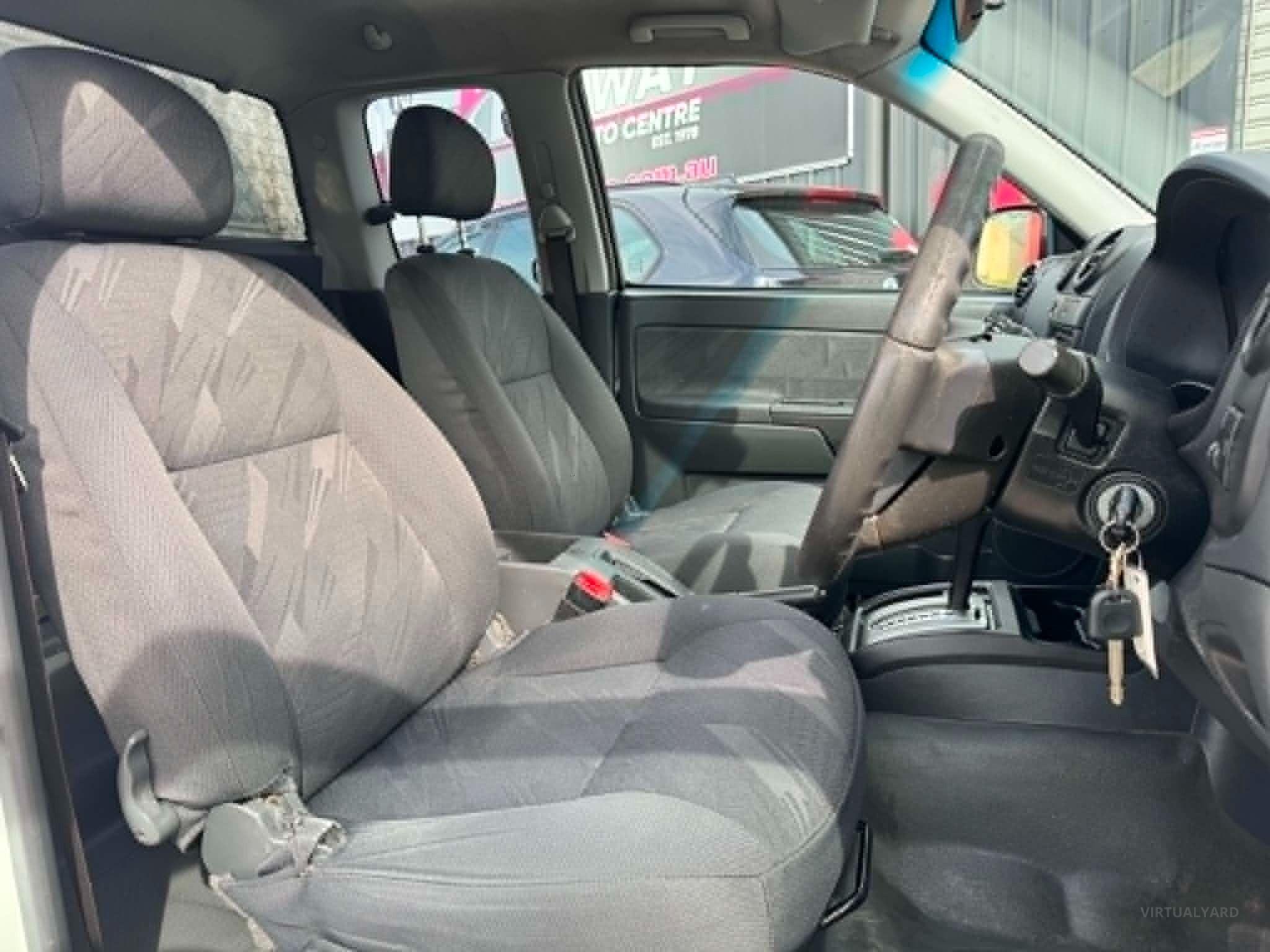 HOLDEN COLORADO