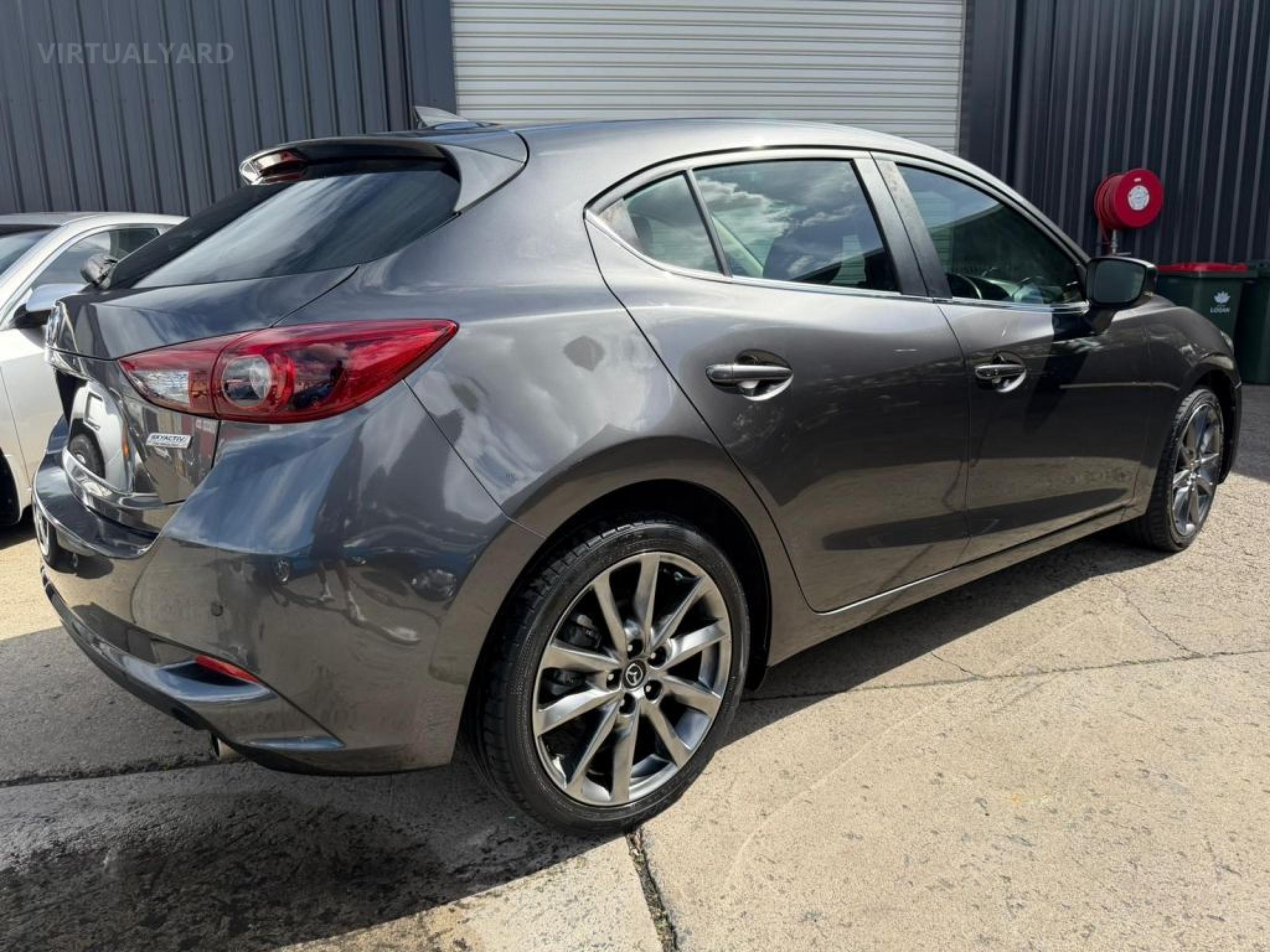 MAZDA MAZDA3