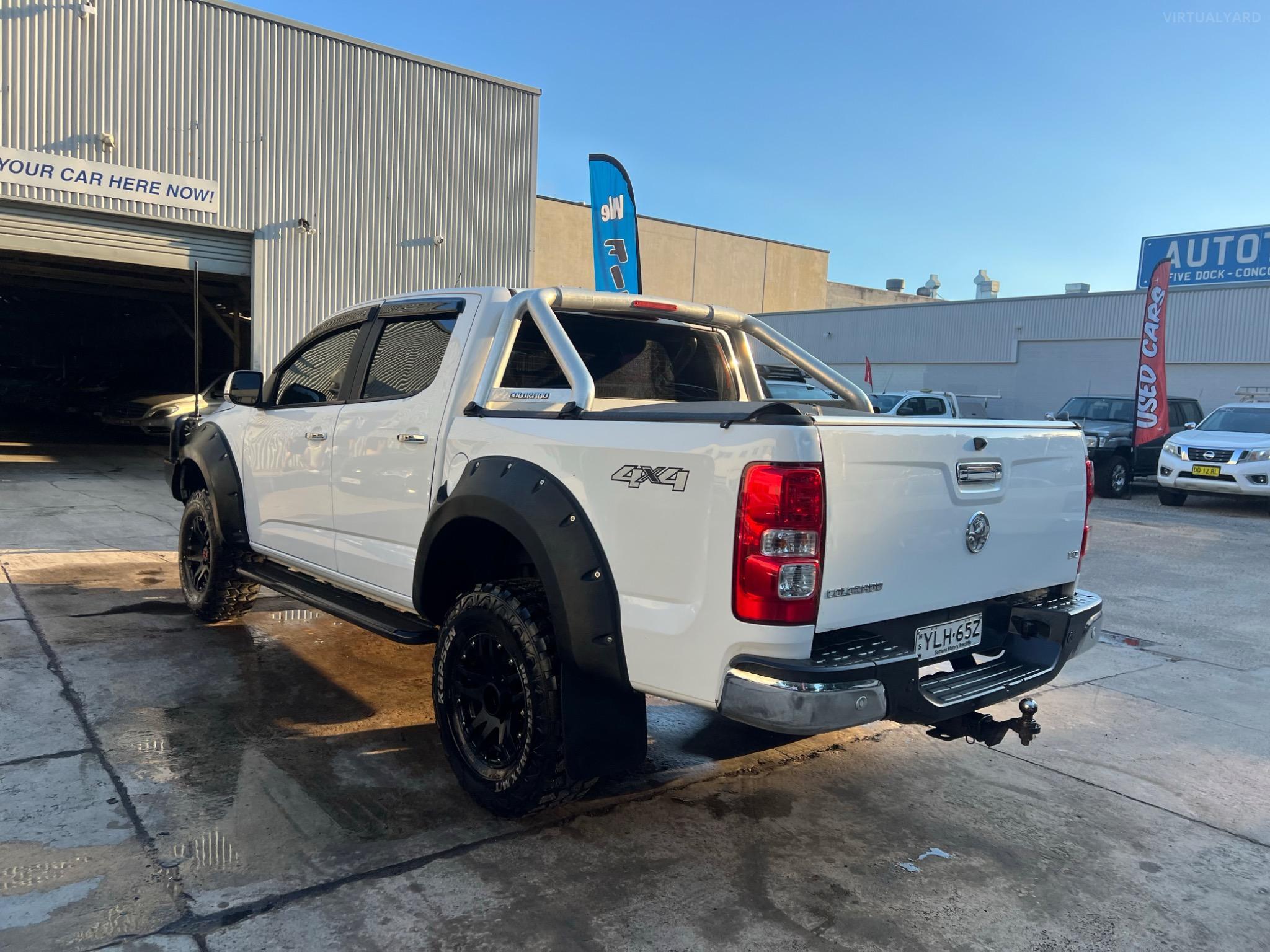 HOLDEN COLORADO