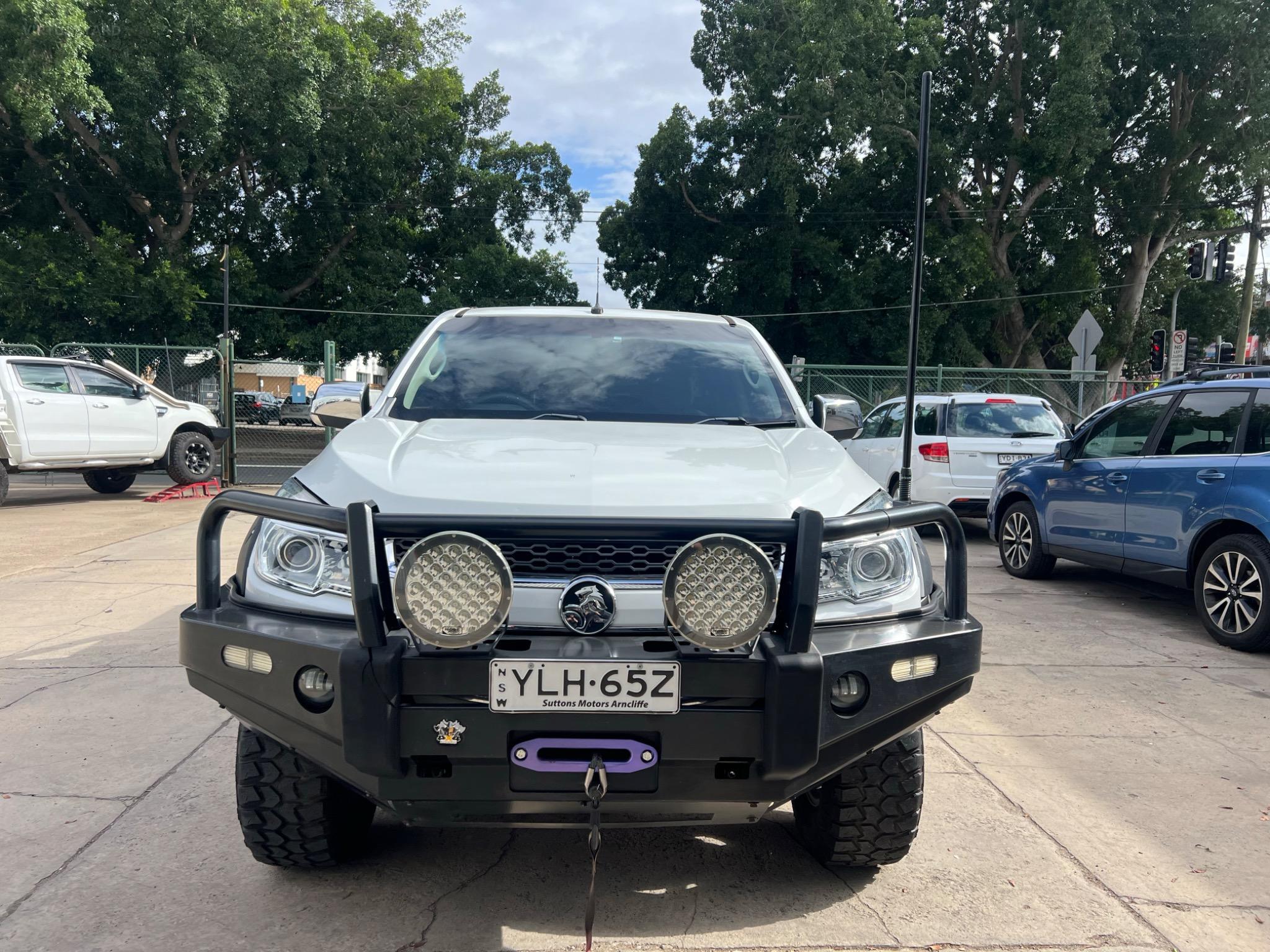 HOLDEN COLORADO