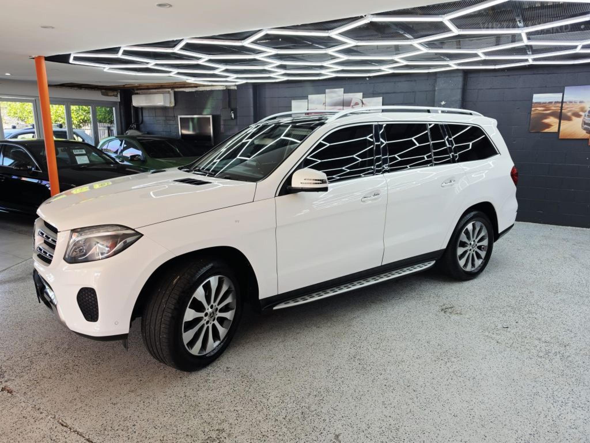 MERCEDES-BENZ GLS