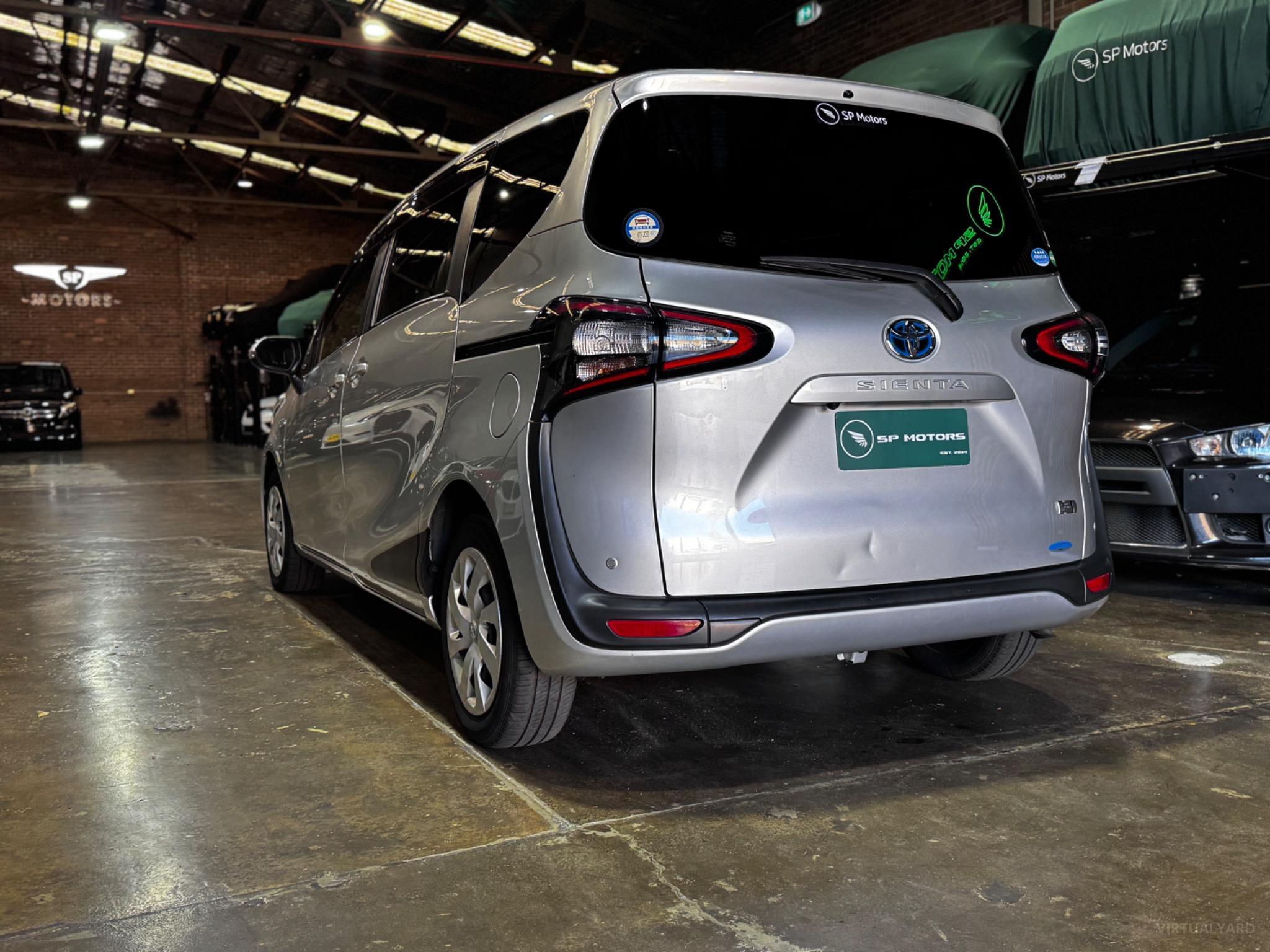 TOYOTA SIENTA