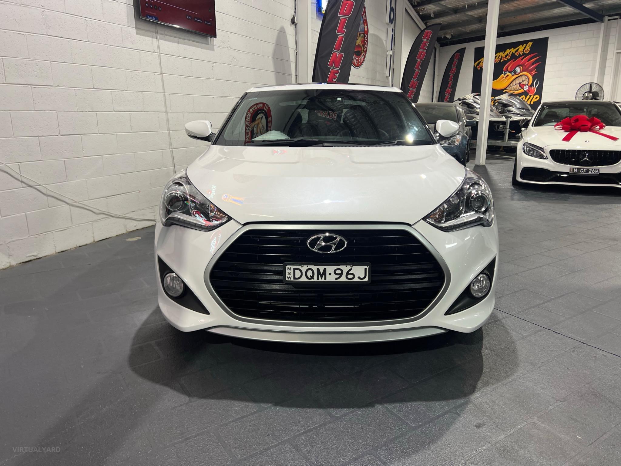 HYUNDAI VELOSTER