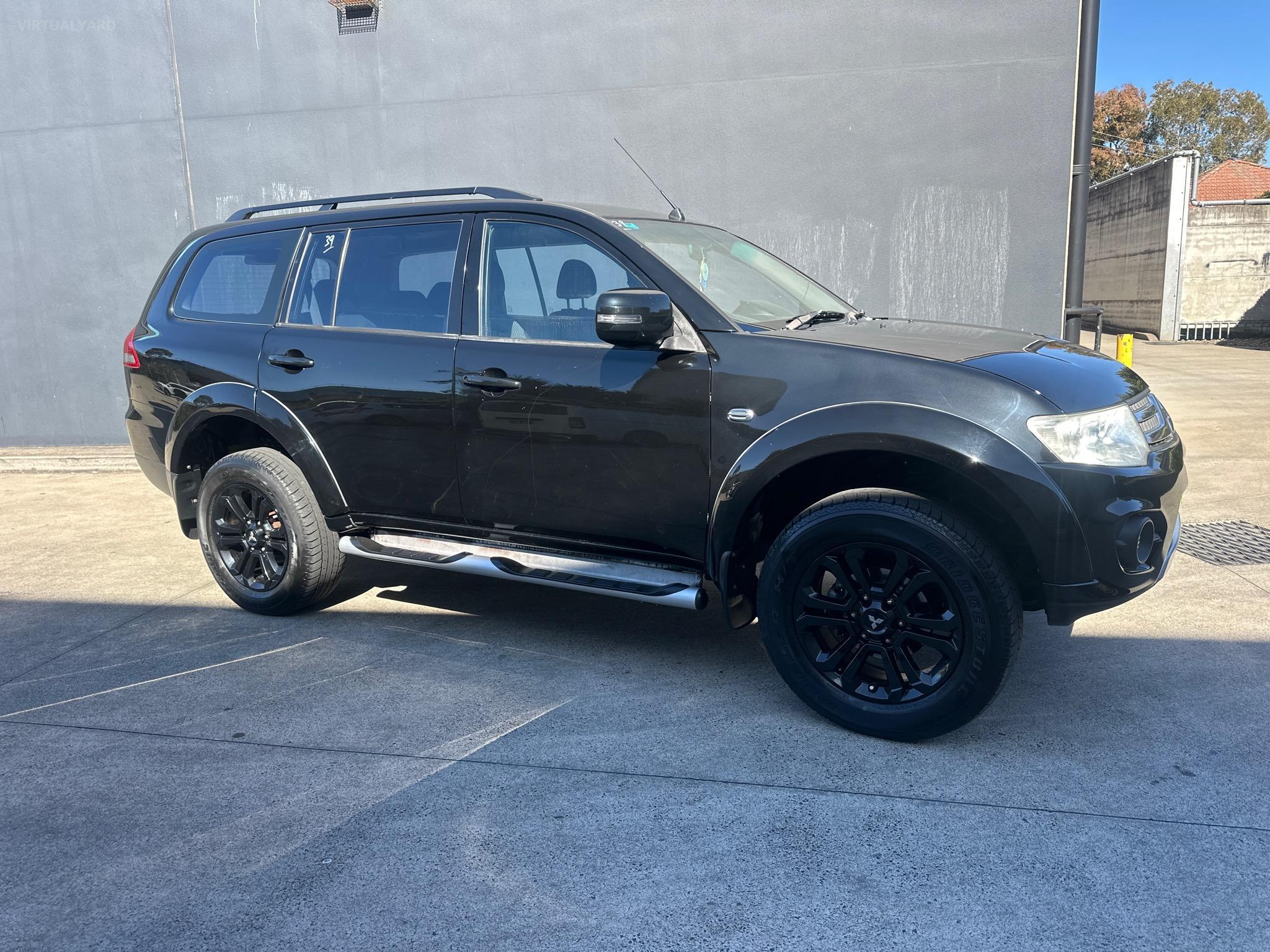 MITSUBISHI CHALLENGER PC WAGON 5DR SPTS AUTO 5SP 4X4 2.5DT [MY14] image 2
