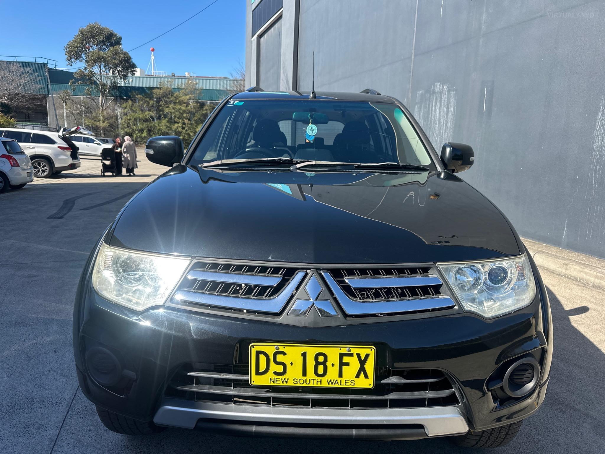 MITSUBISHI CHALLENGER PC WAGON 5DR SPTS AUTO 5SP 4X4 2.5DT [MY14] image 6