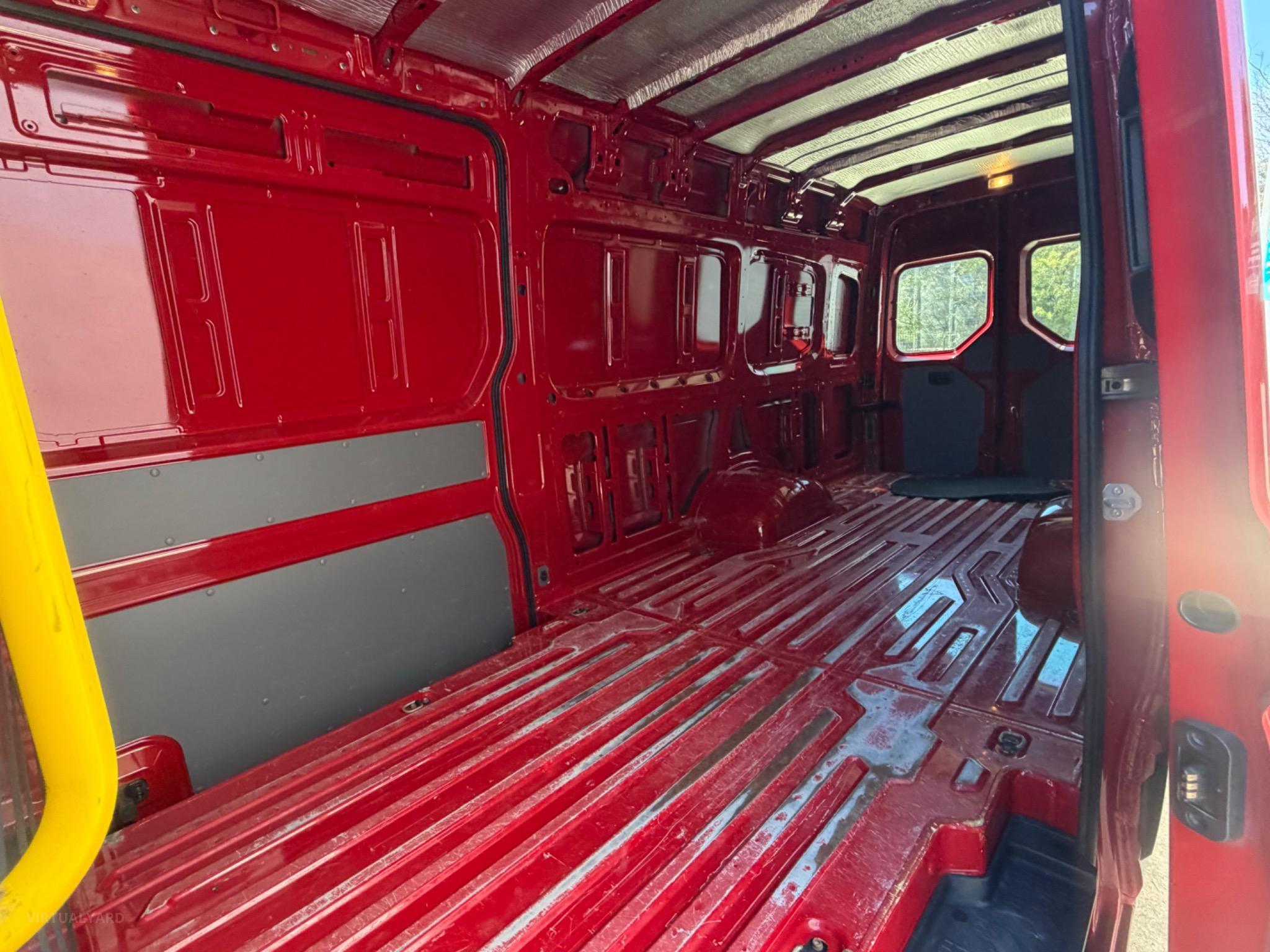 VOLKSWAGEN CRAFTER SY1 MY21 50 TDI410 VAN HIGH ROOF LWB 4DR AUTO 8SP 1742KG 2.0DTT (O/HANG) image 8