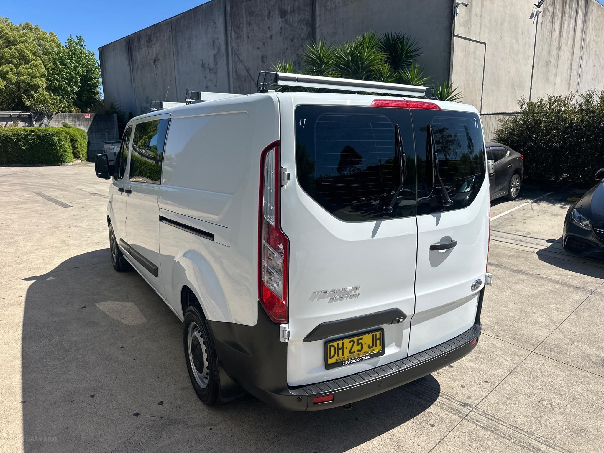 FORD TRANSIT CUSTOM VN MY23.25 340L VAN LOW ROOF LWB 4DR AUTO 6SP, 1291KG 2.0DT image 4