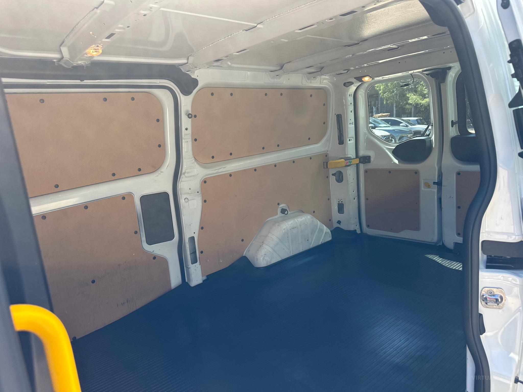 FORD TRANSIT CUSTOM VN MY23.25 340L VAN LOW ROOF LWB 4DR AUTO 6SP, 1291KG 2.0DT image 9