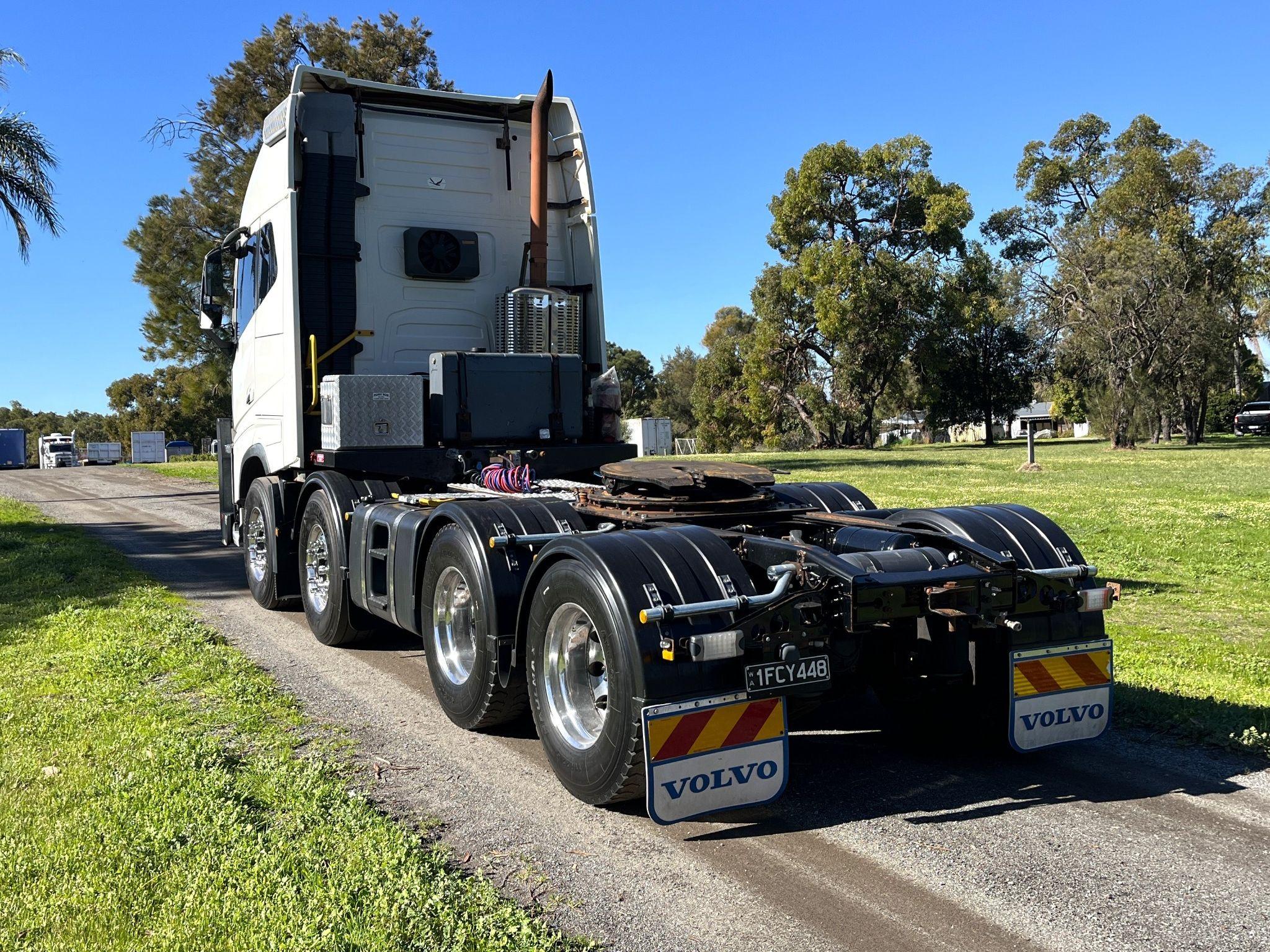 VOLVO FH16