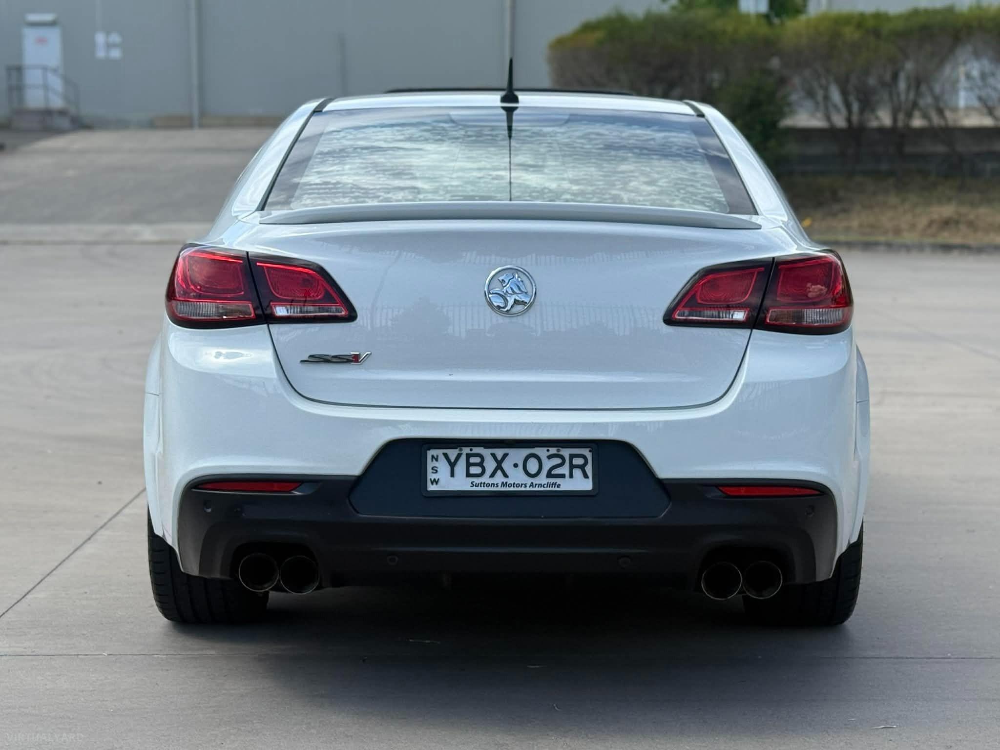 HOLDEN COMMODORE