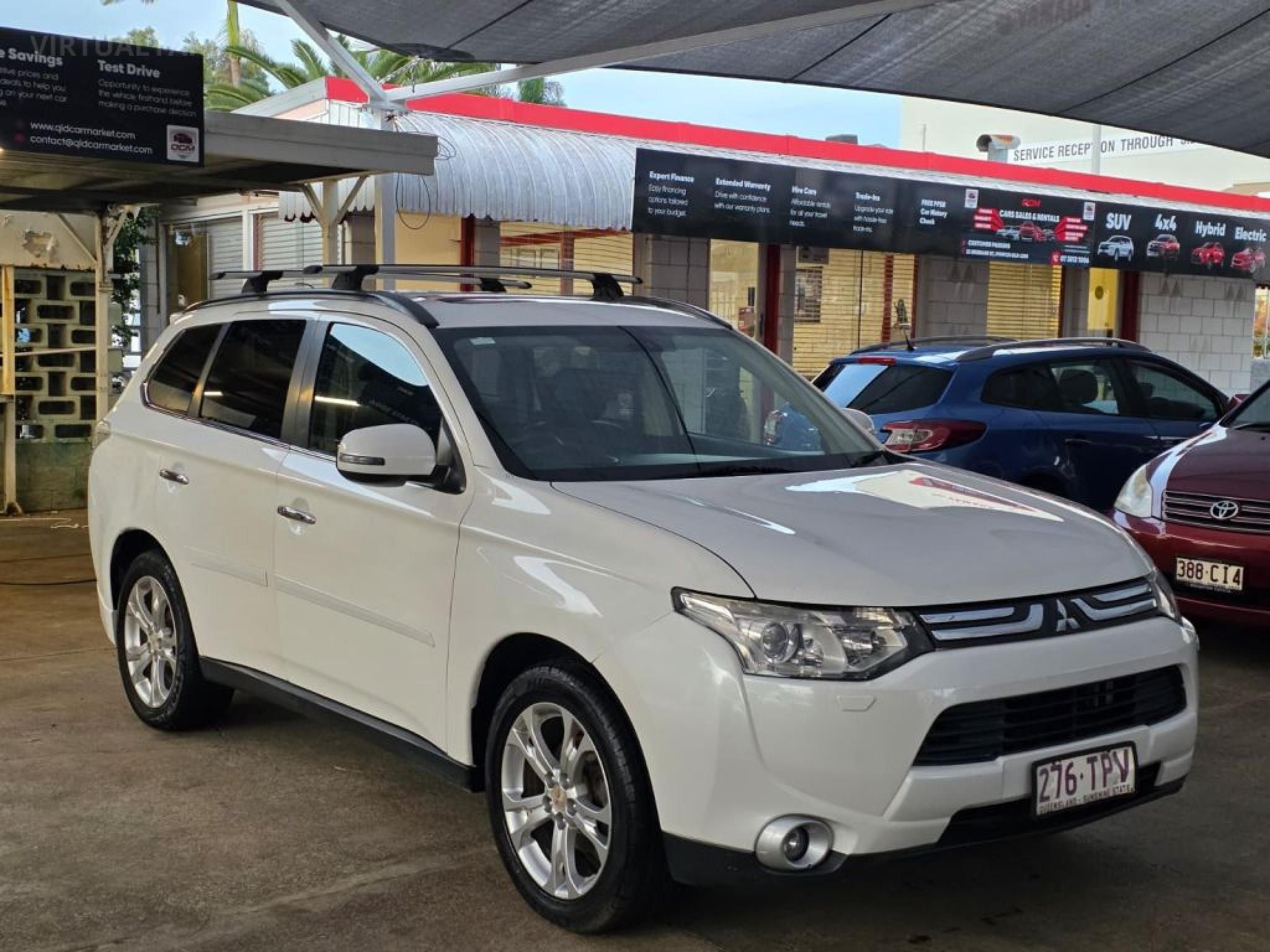 MITSUBISHI OUTLANDER