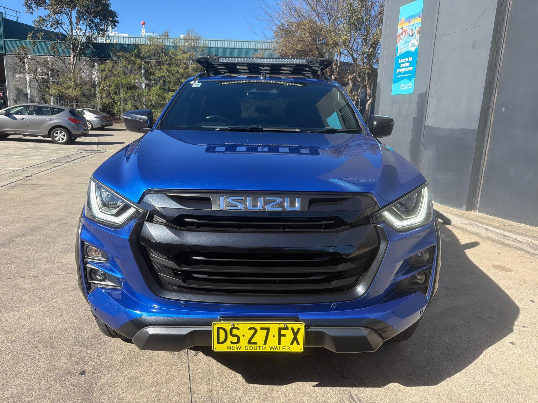 ISUZU D-MAX RG MY23 X-TERRAIN UTILITY CREW CAB 4DR SPTS AUTO 6SP 4X4 925KG 3.0DT image 7