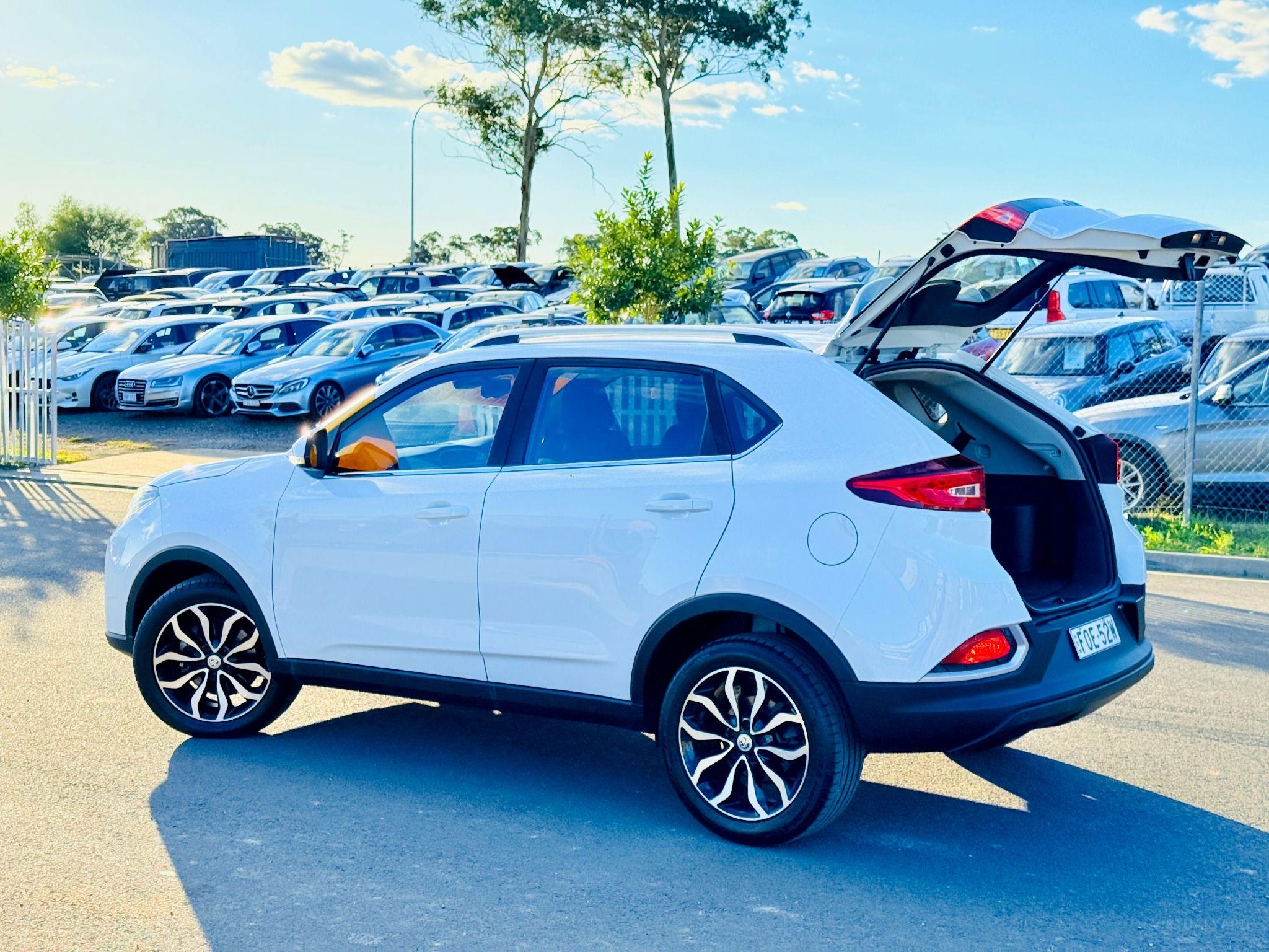 MG GS