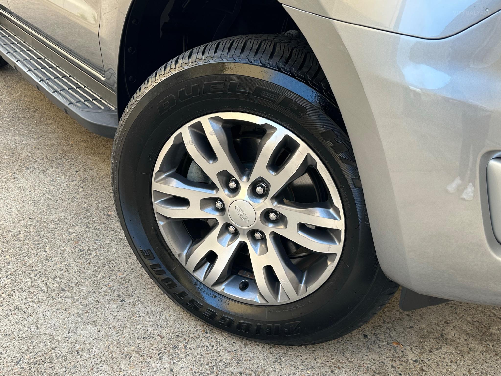 FORD EVEREST