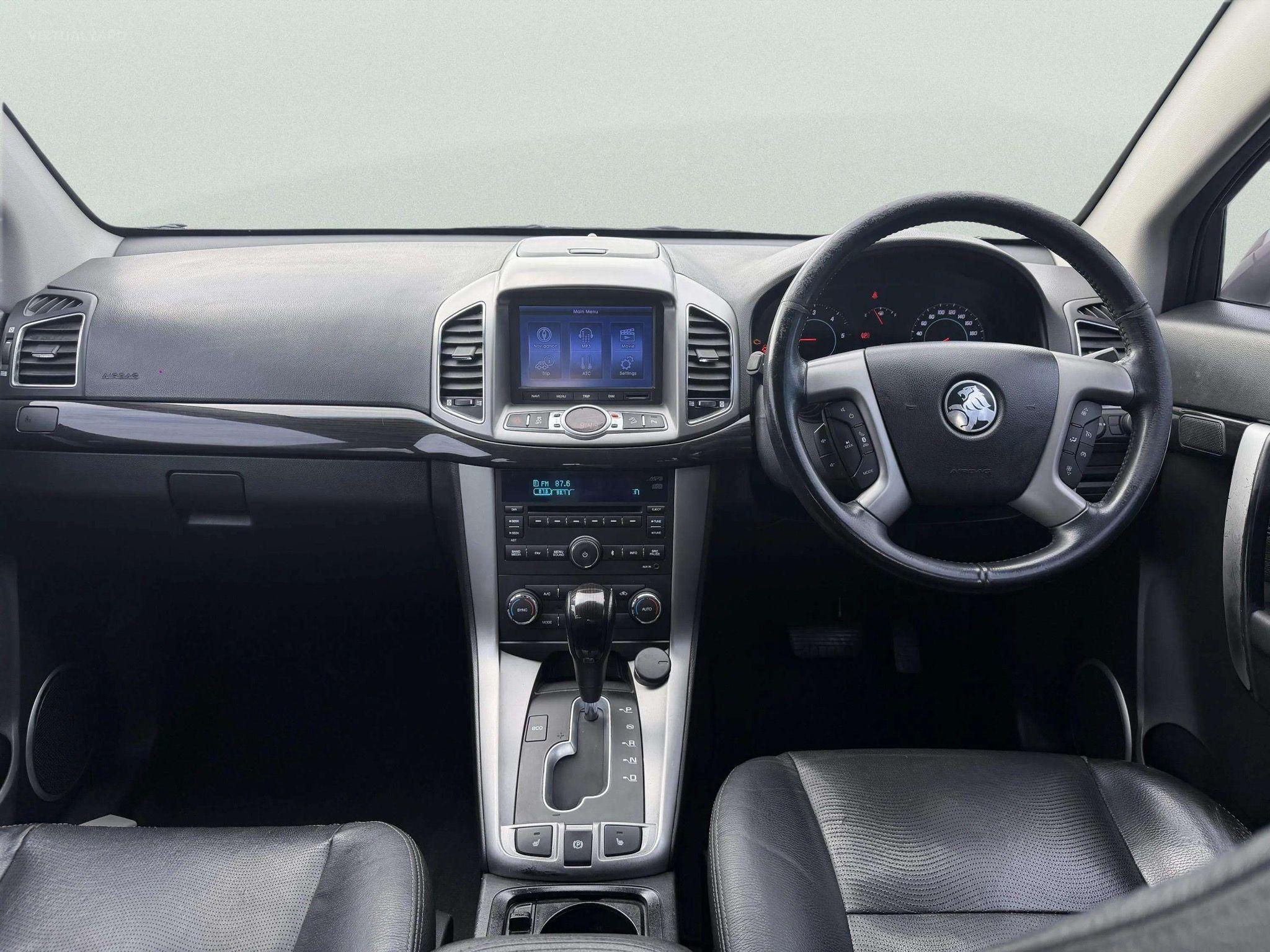 HOLDEN CAPTIVA