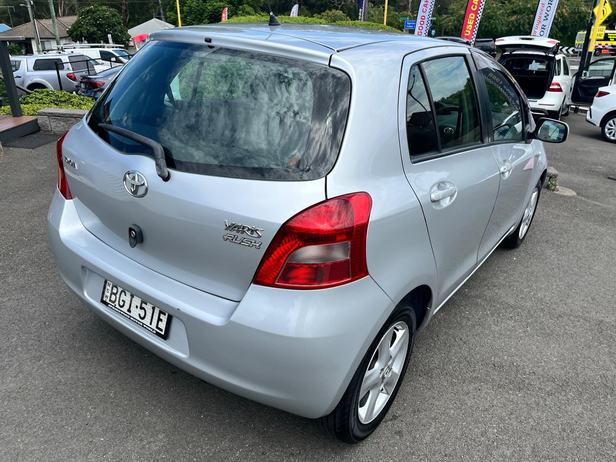 TOYOTA YARIS