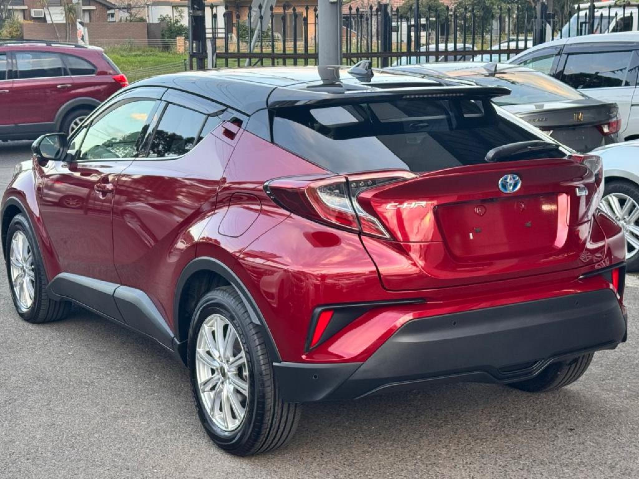 TOYOTA C-HR