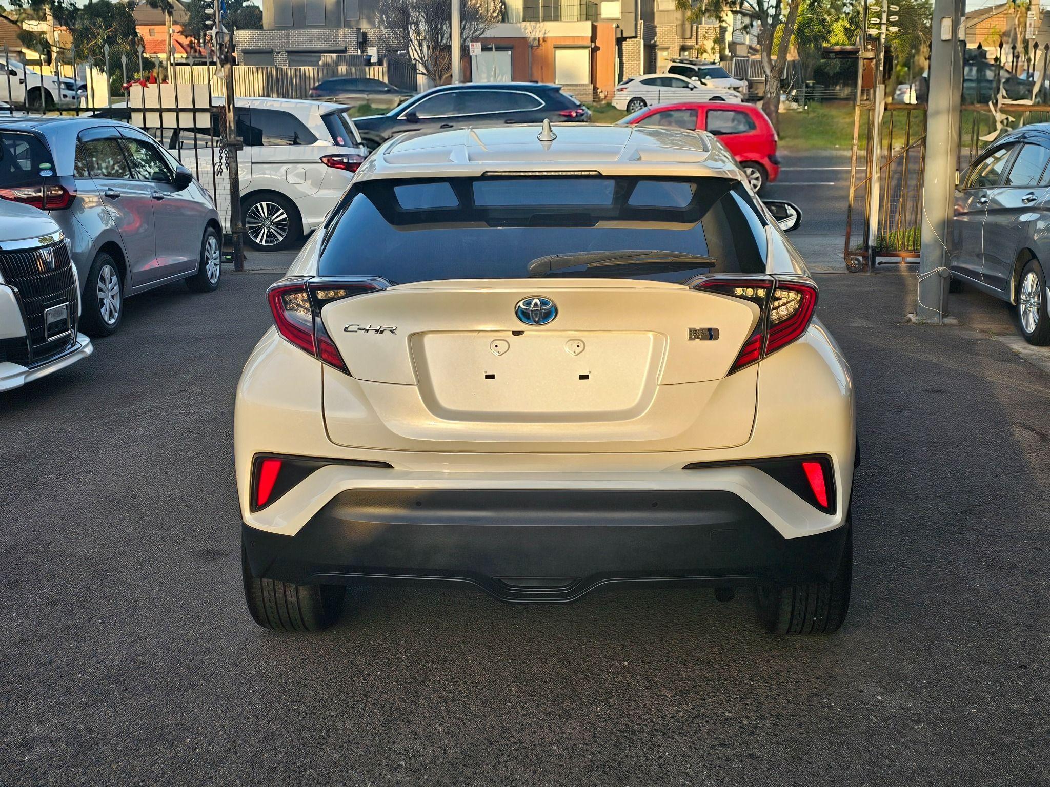 TOYOTA C-HR