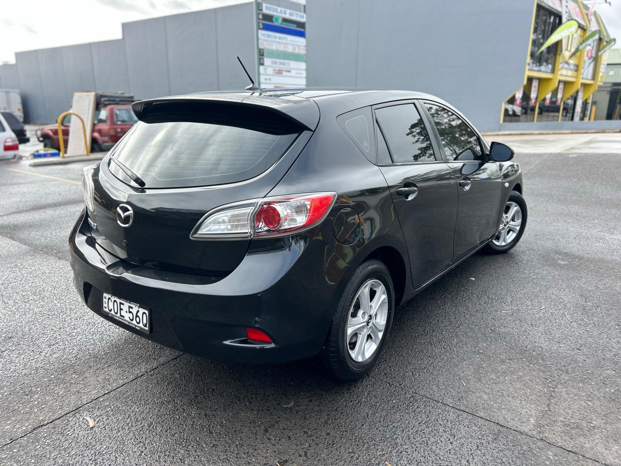 MAZDA MAZDA3