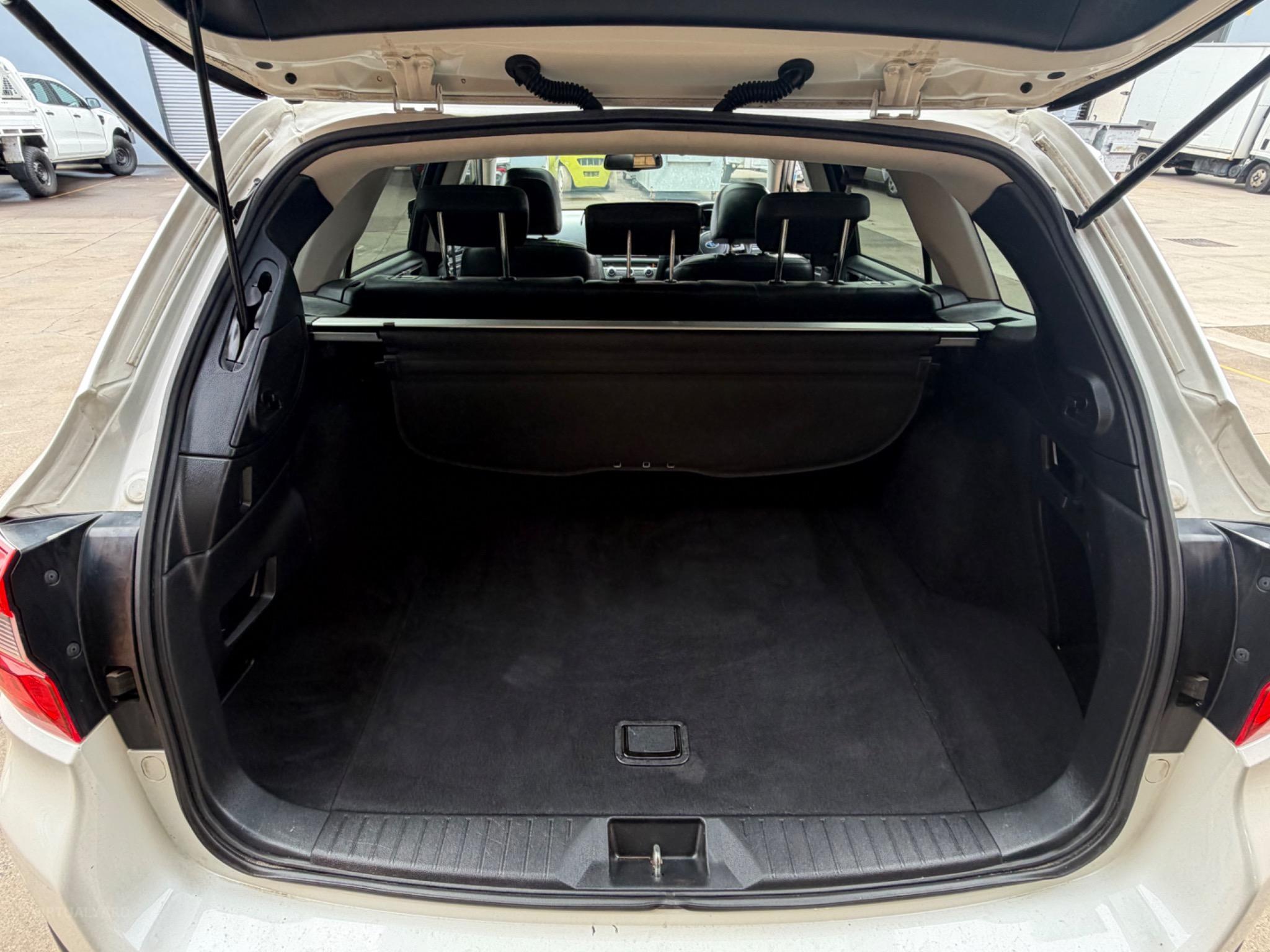 SUBARU OUTBACK