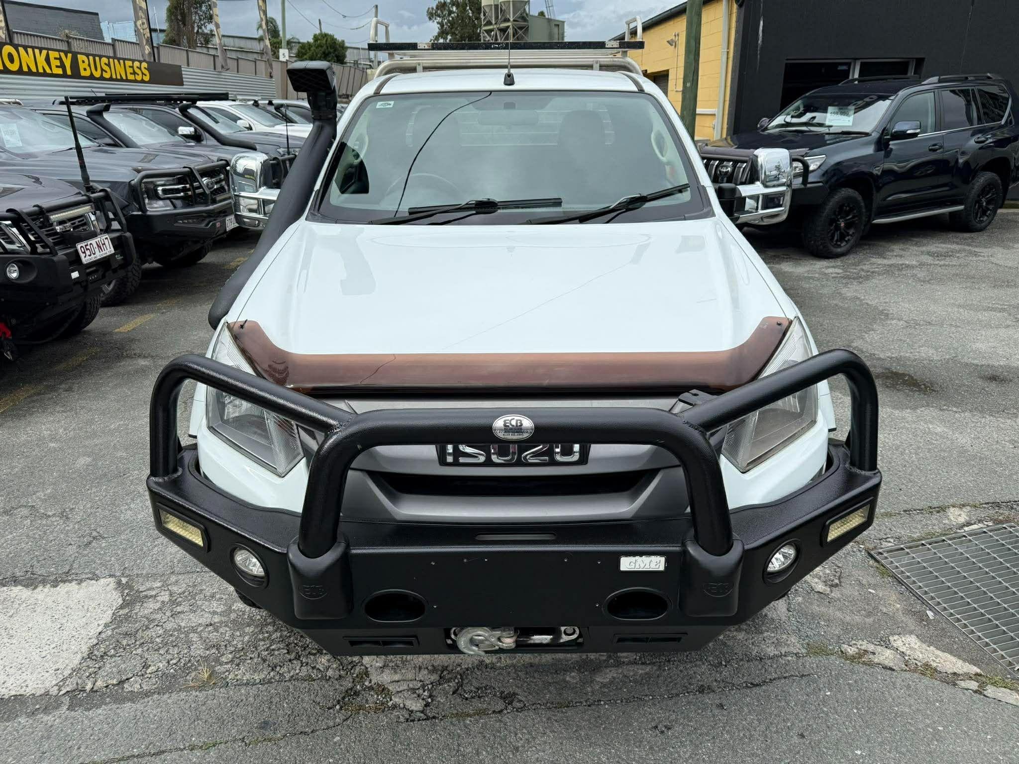 ISUZU D-MAX