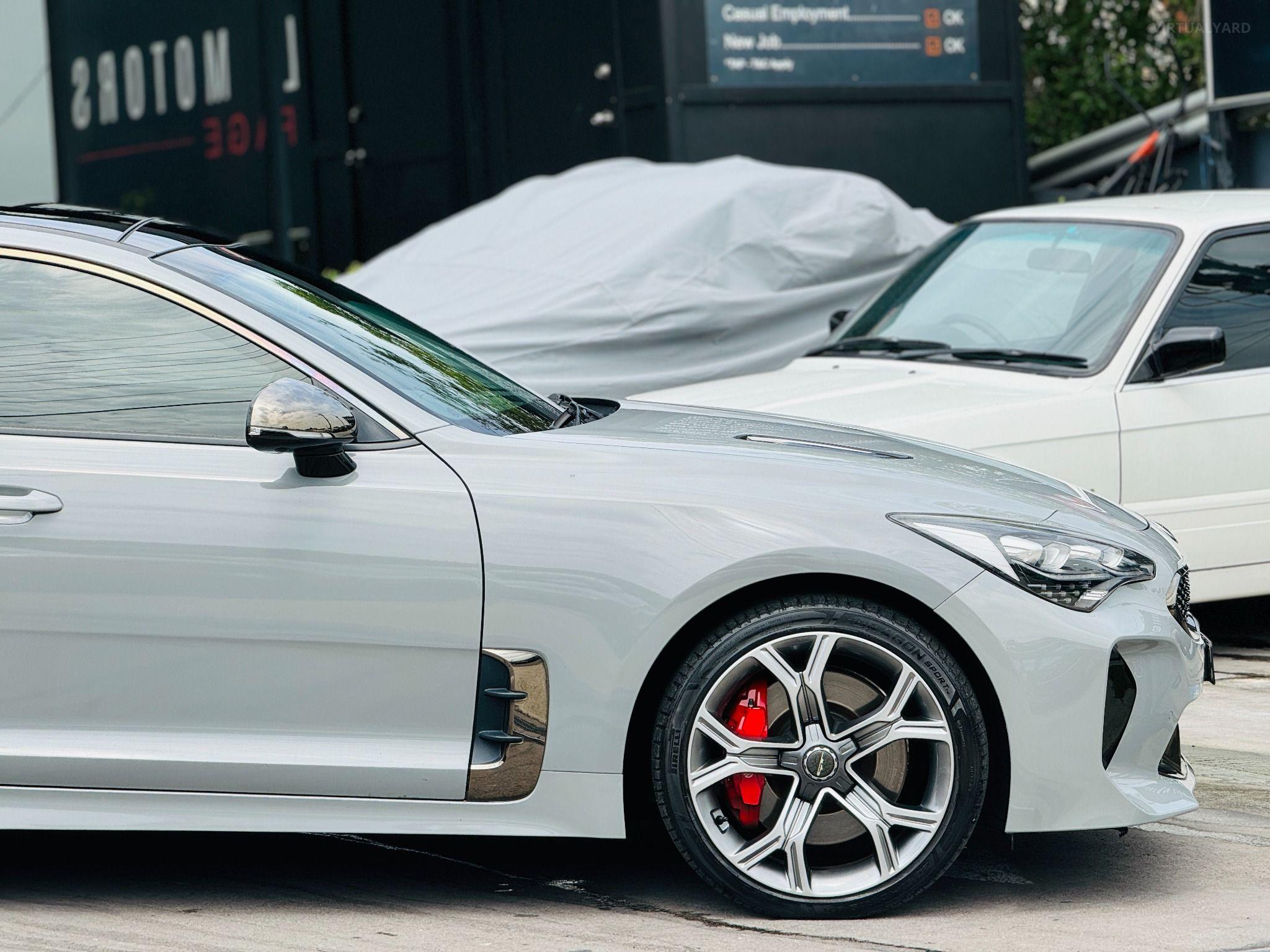 KIA STINGER