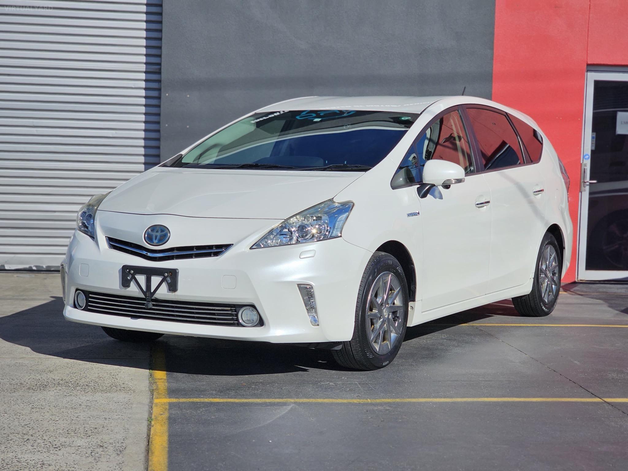 TOYOTA PRIUS ALPHA