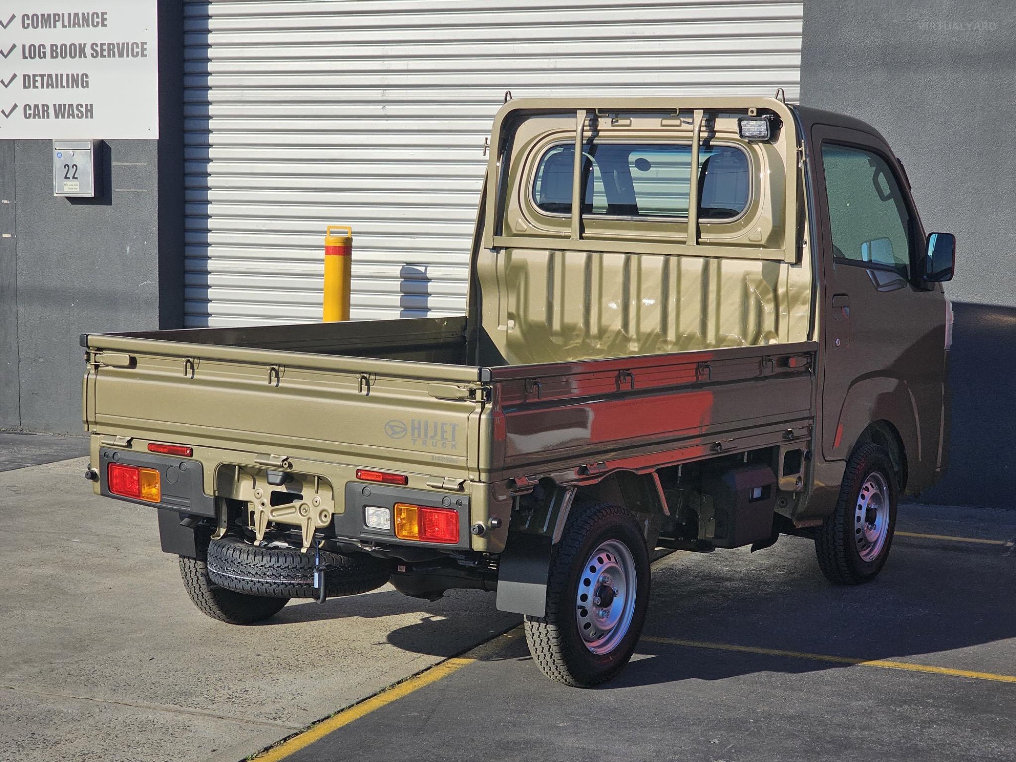 DAIHATSU HI-JET
